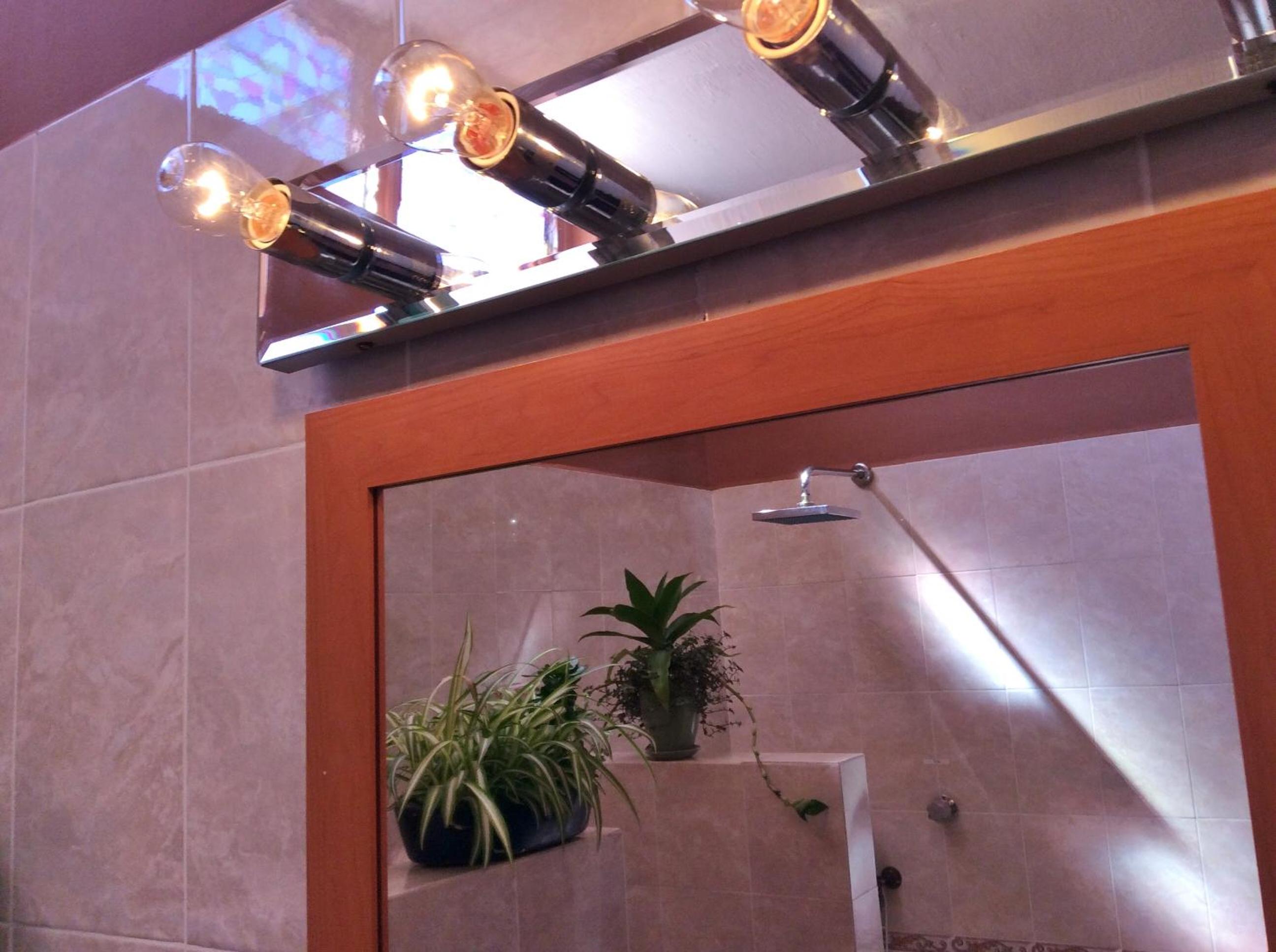 Dickinson Guest House, Guadalajara Expo