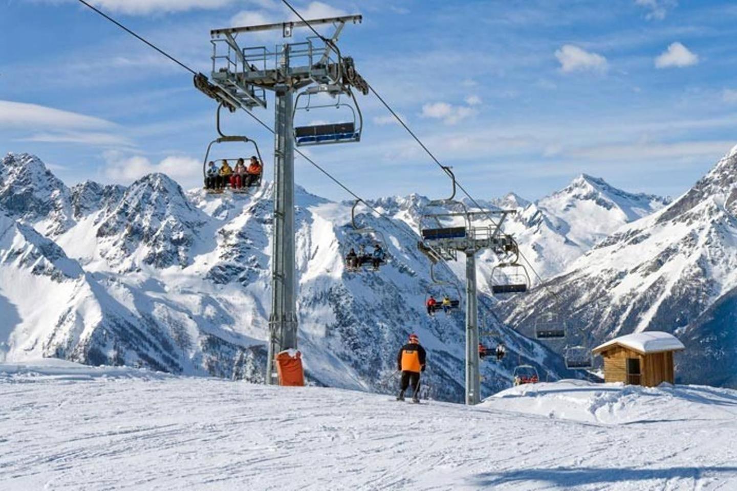 Alpini Apartments