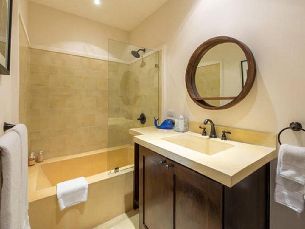 Las Catalinas Loft - for up to 4 people just steps from the beach