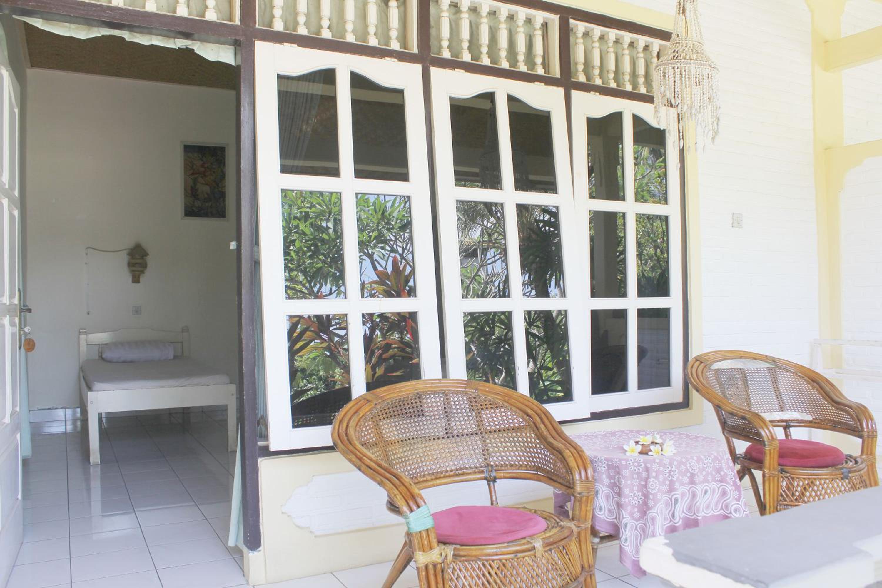 Taman Lily's Hotel
