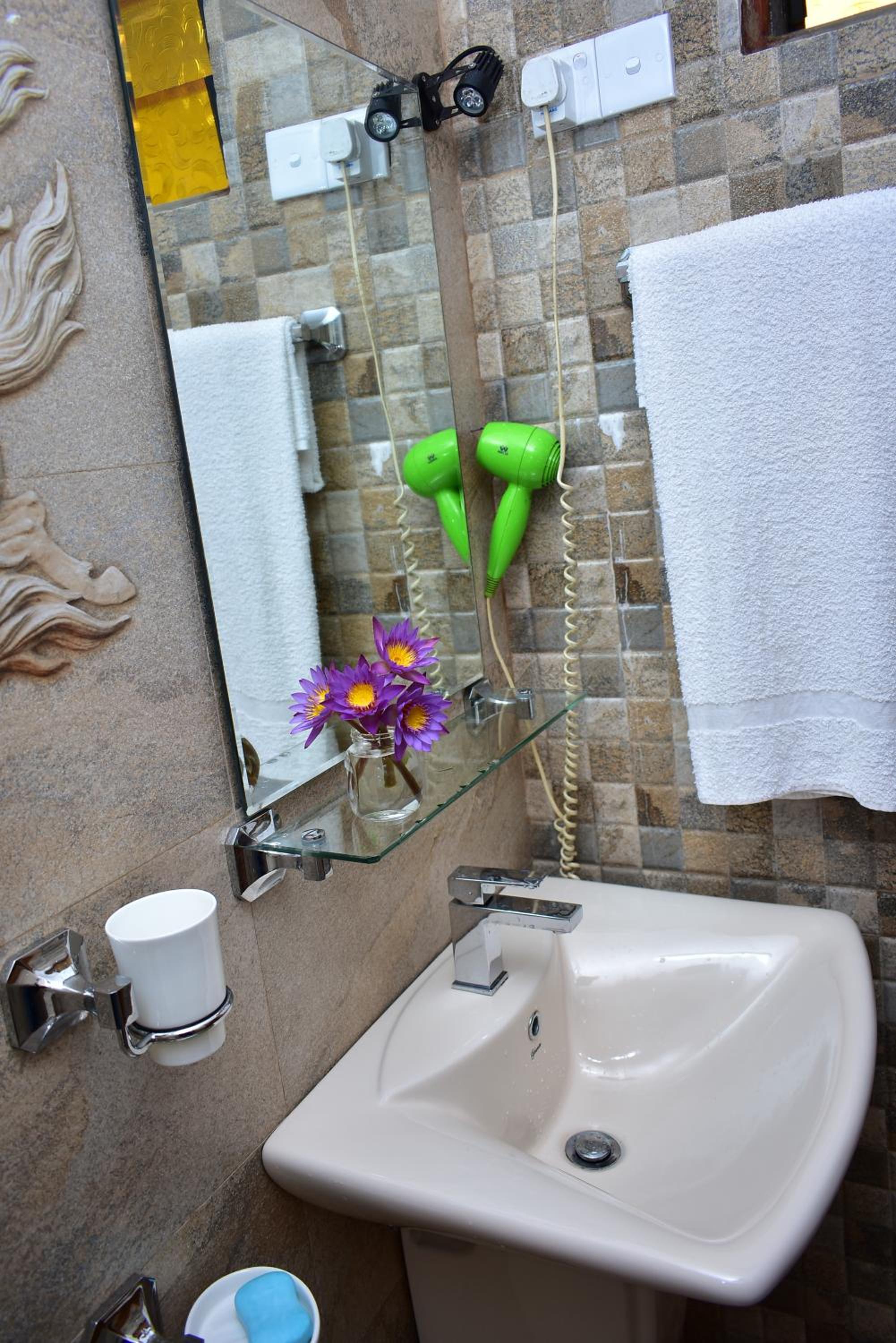 Photo 23