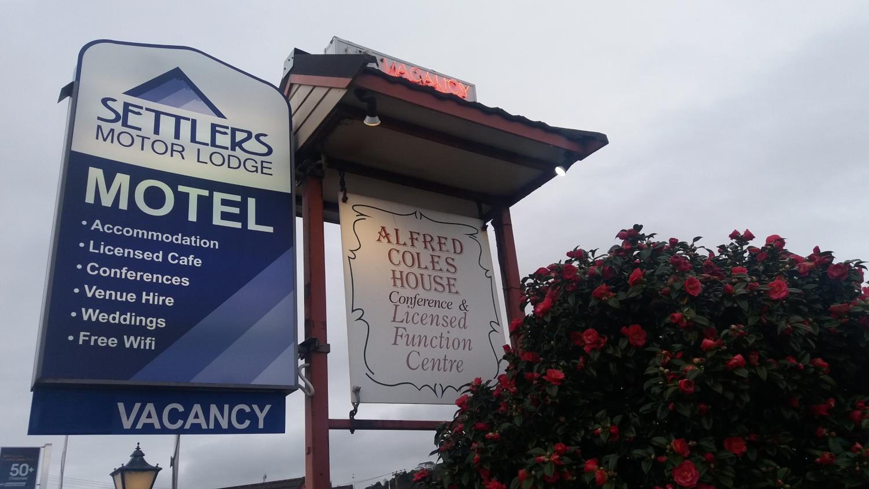 Settlers Motor Lodge
