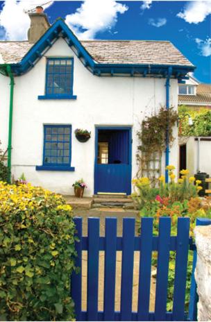 Slieve Donard Cottage Widows Row cottages view 3