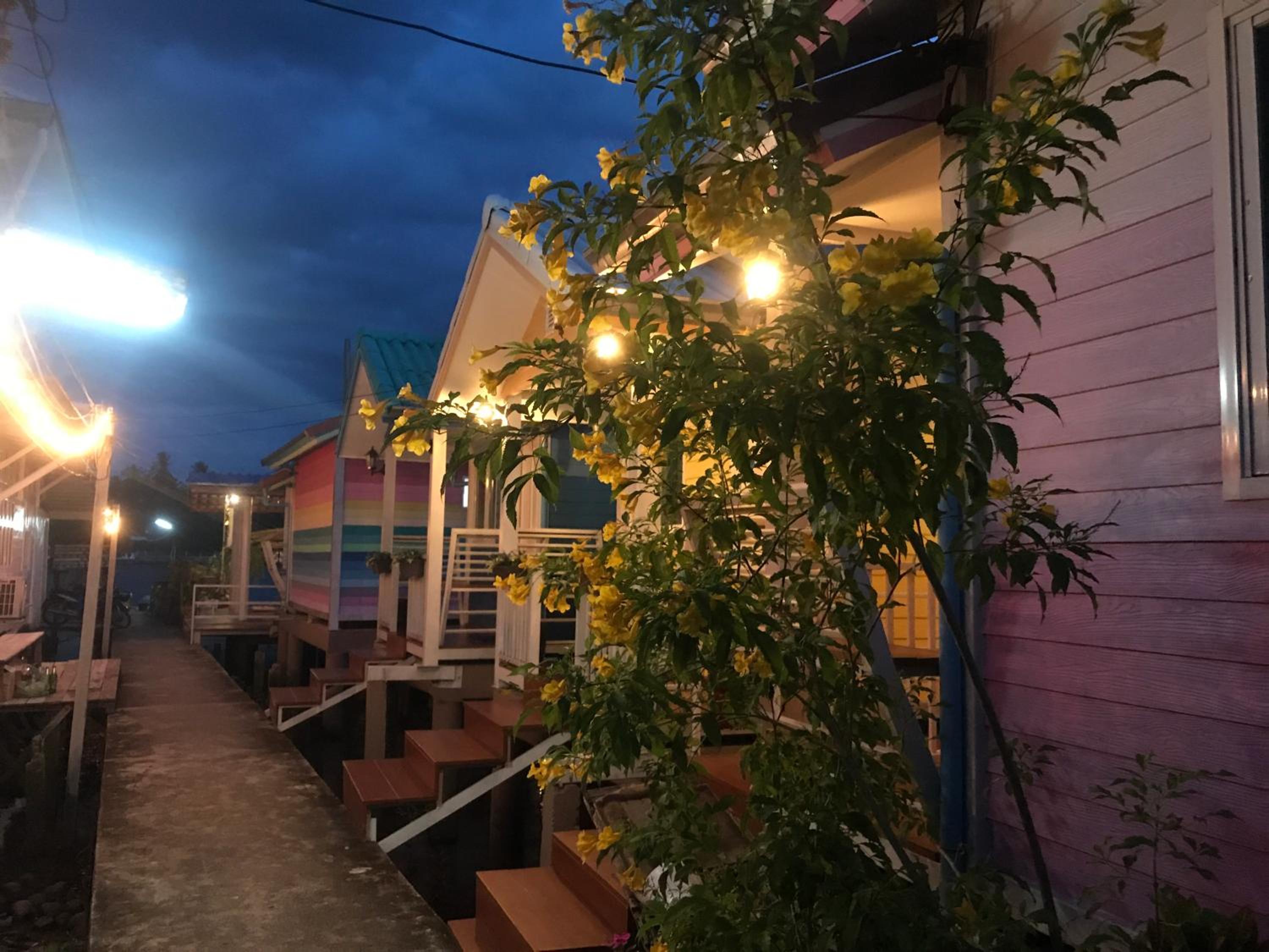 Hotel Se'sun Amphawa - Image 1