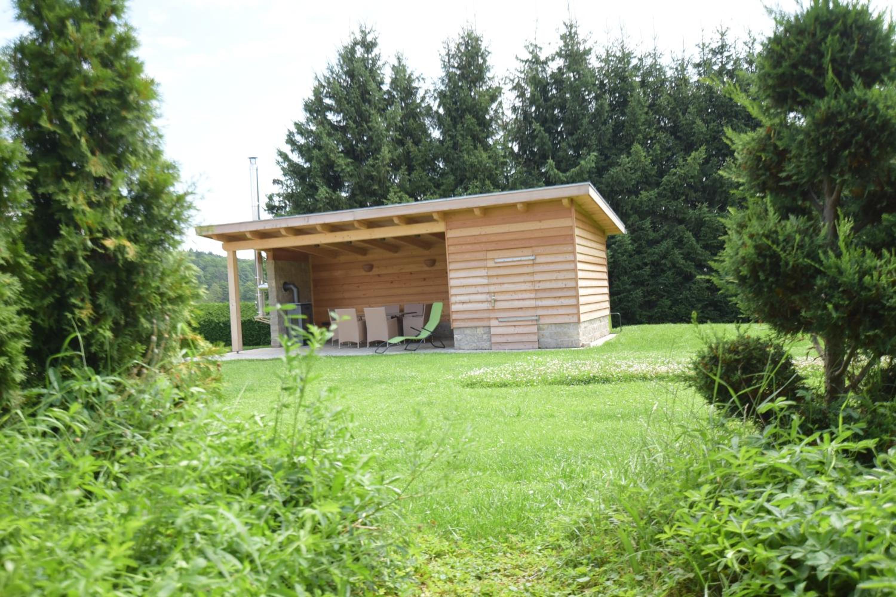 Photo 9