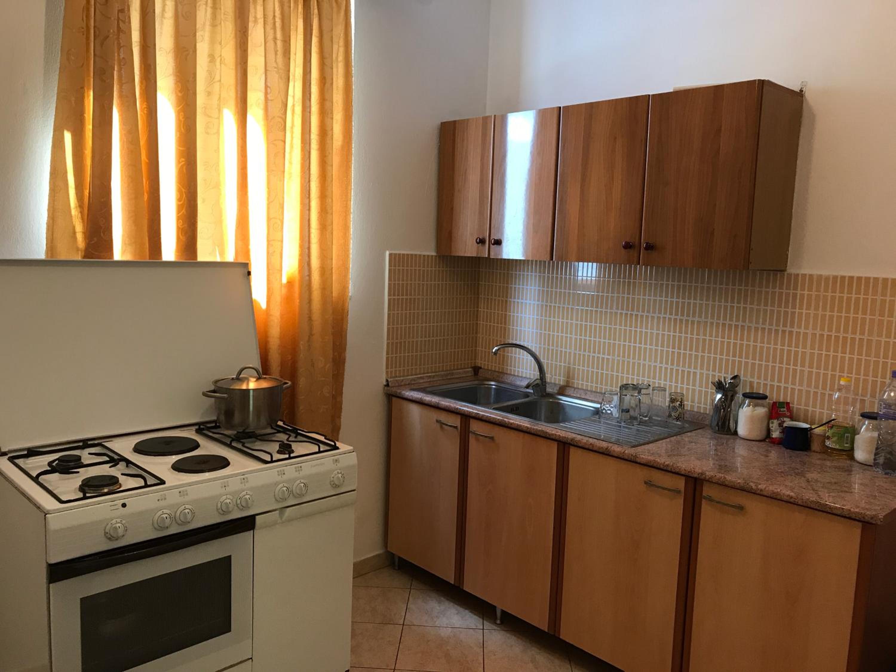 Guest House 