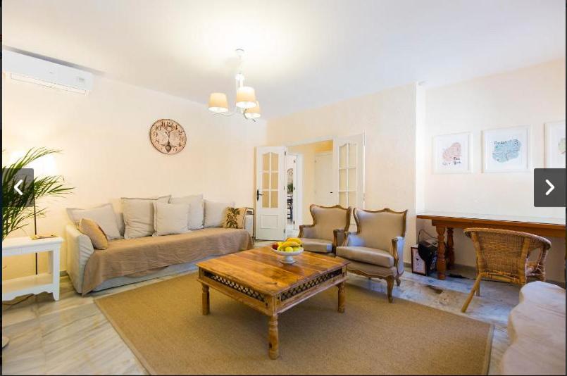 Villa Buenavista Malaga - sea view, private heated pool, spa, 5 bedrooms