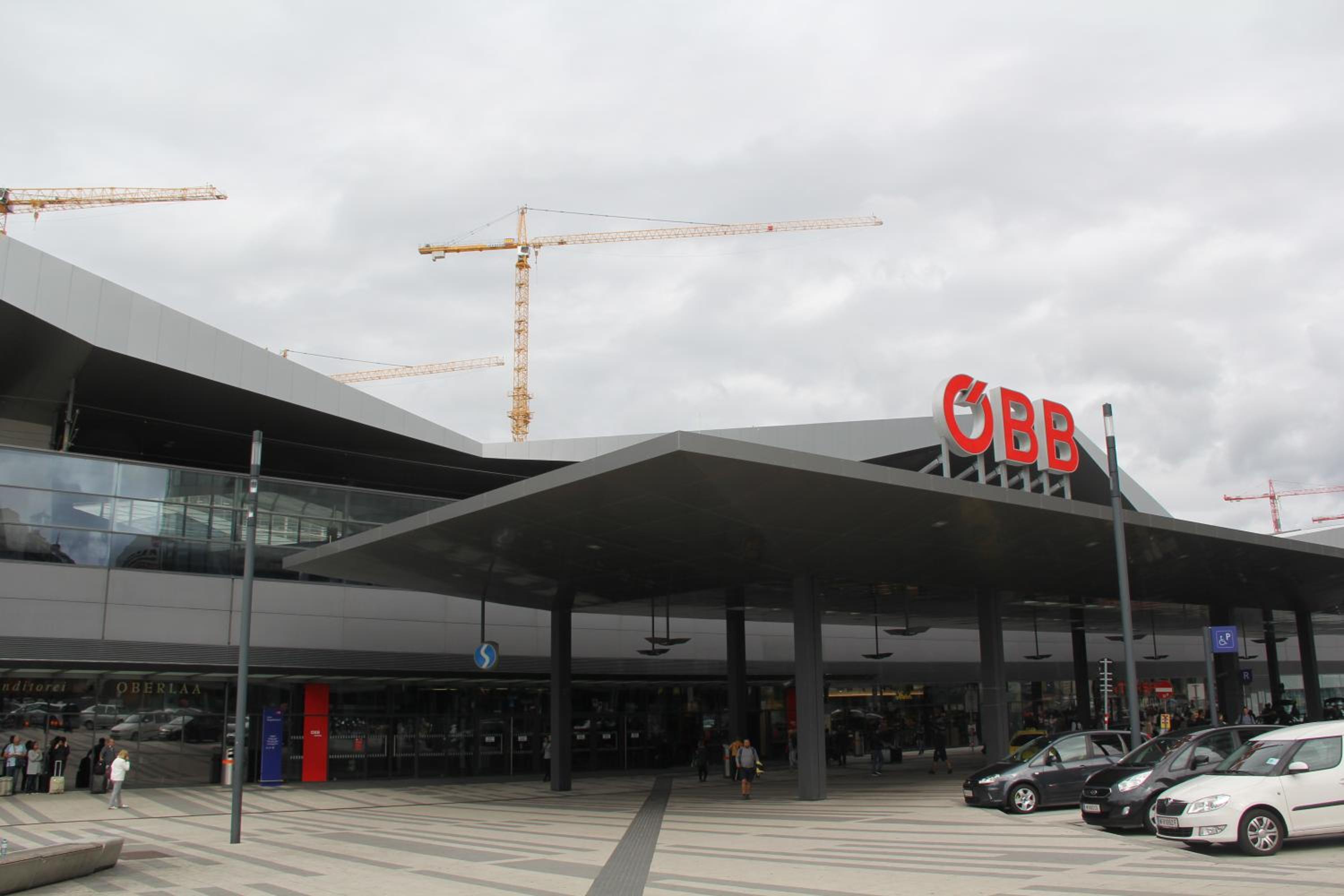 Hauptbahnhof Rooms