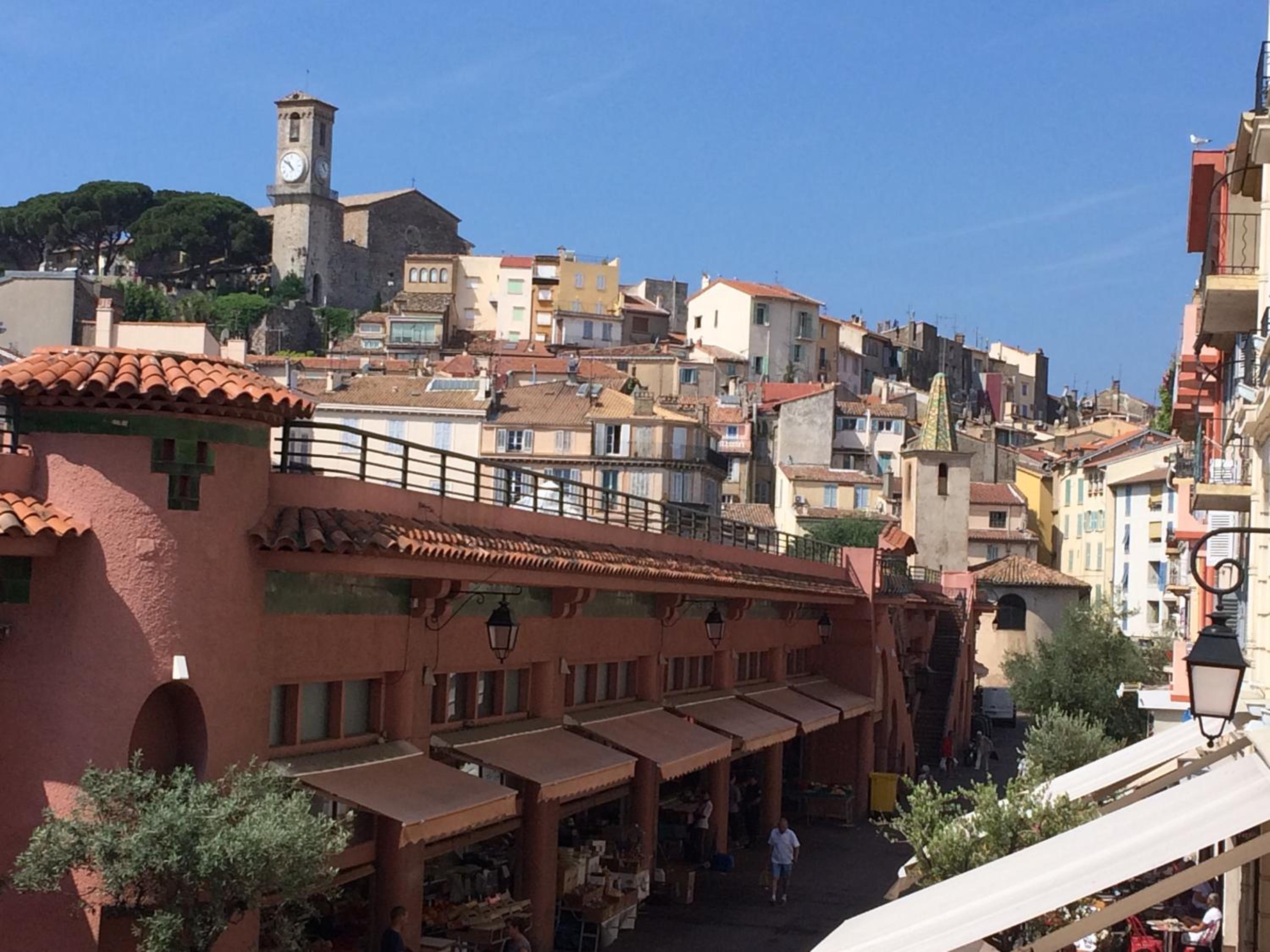 Suquet Charm view 3