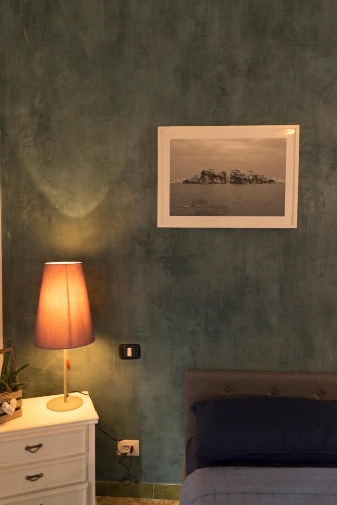Trastevere Corner Eight