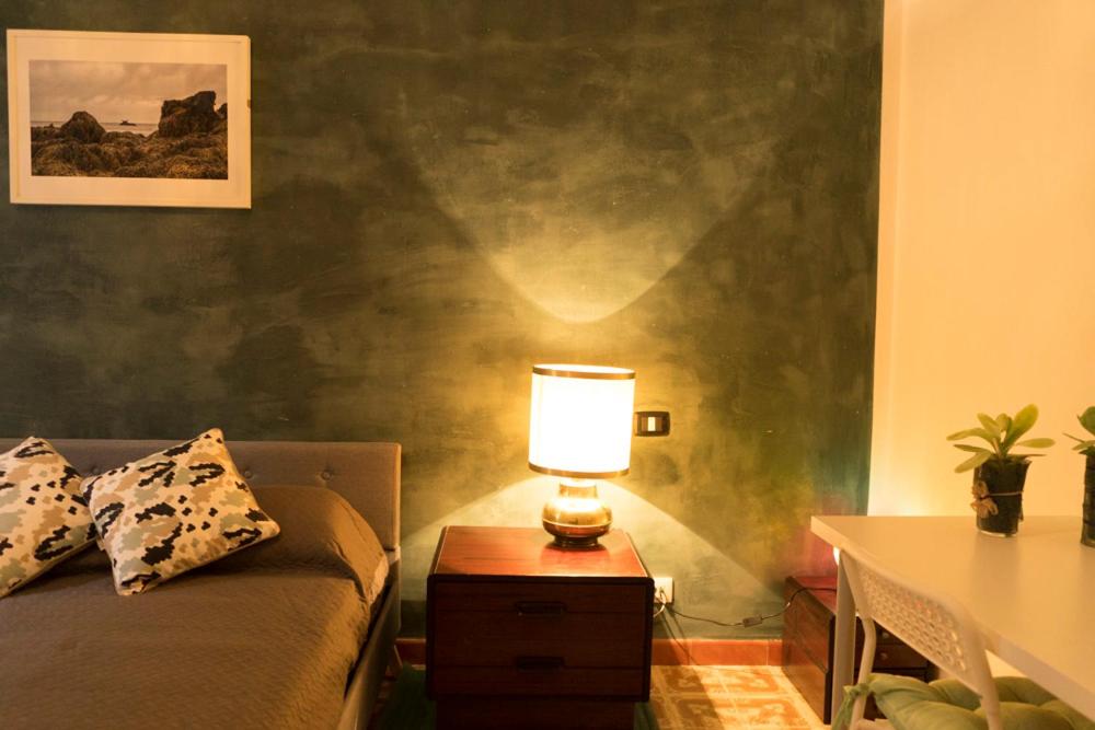 Trastevere Corner Eight