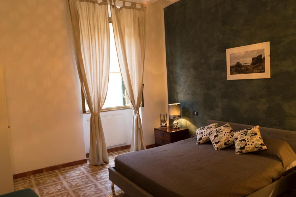 Trastevere Corner Eight