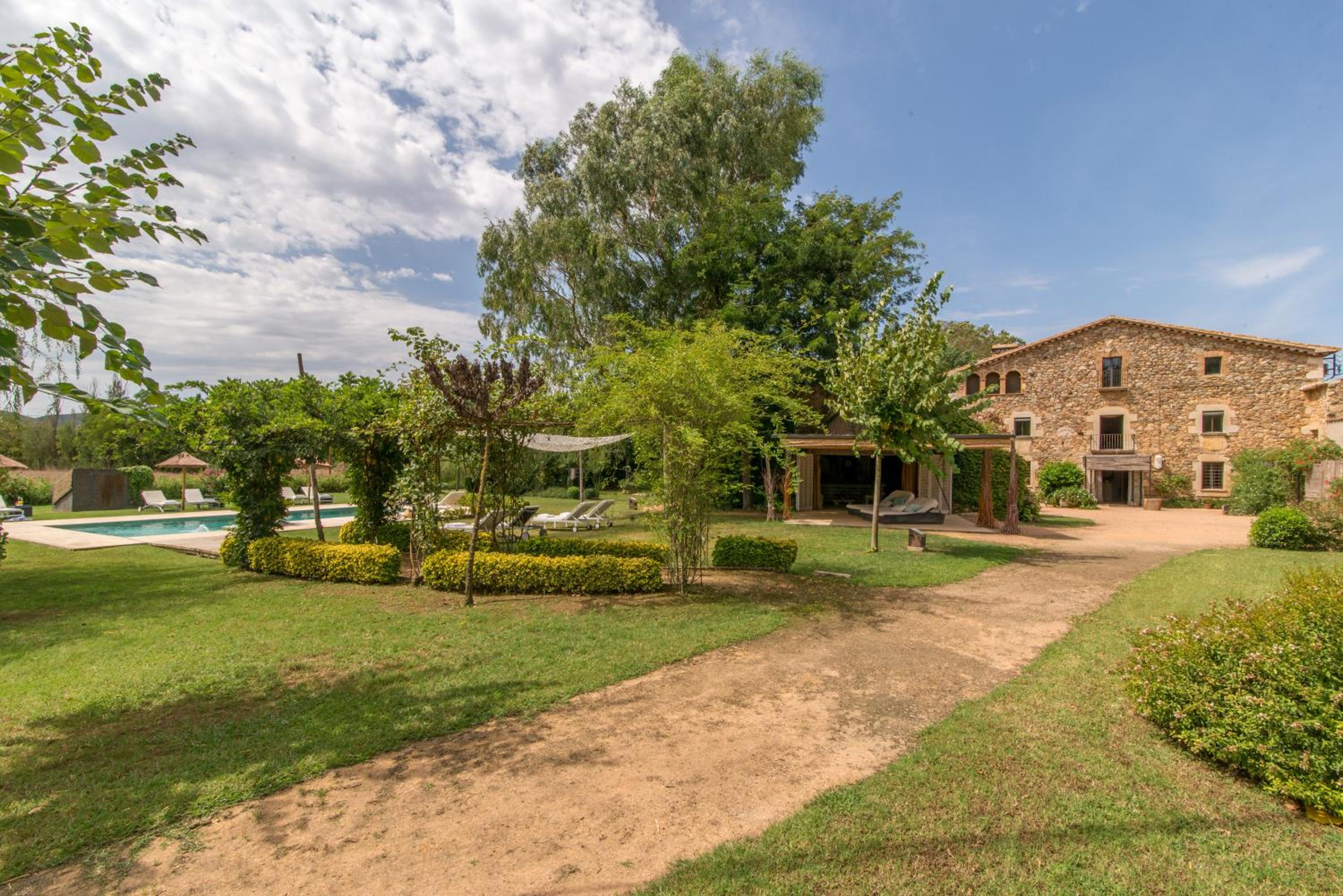 Mas Carreras 1846 HISTORIC LUXURY HOUSE