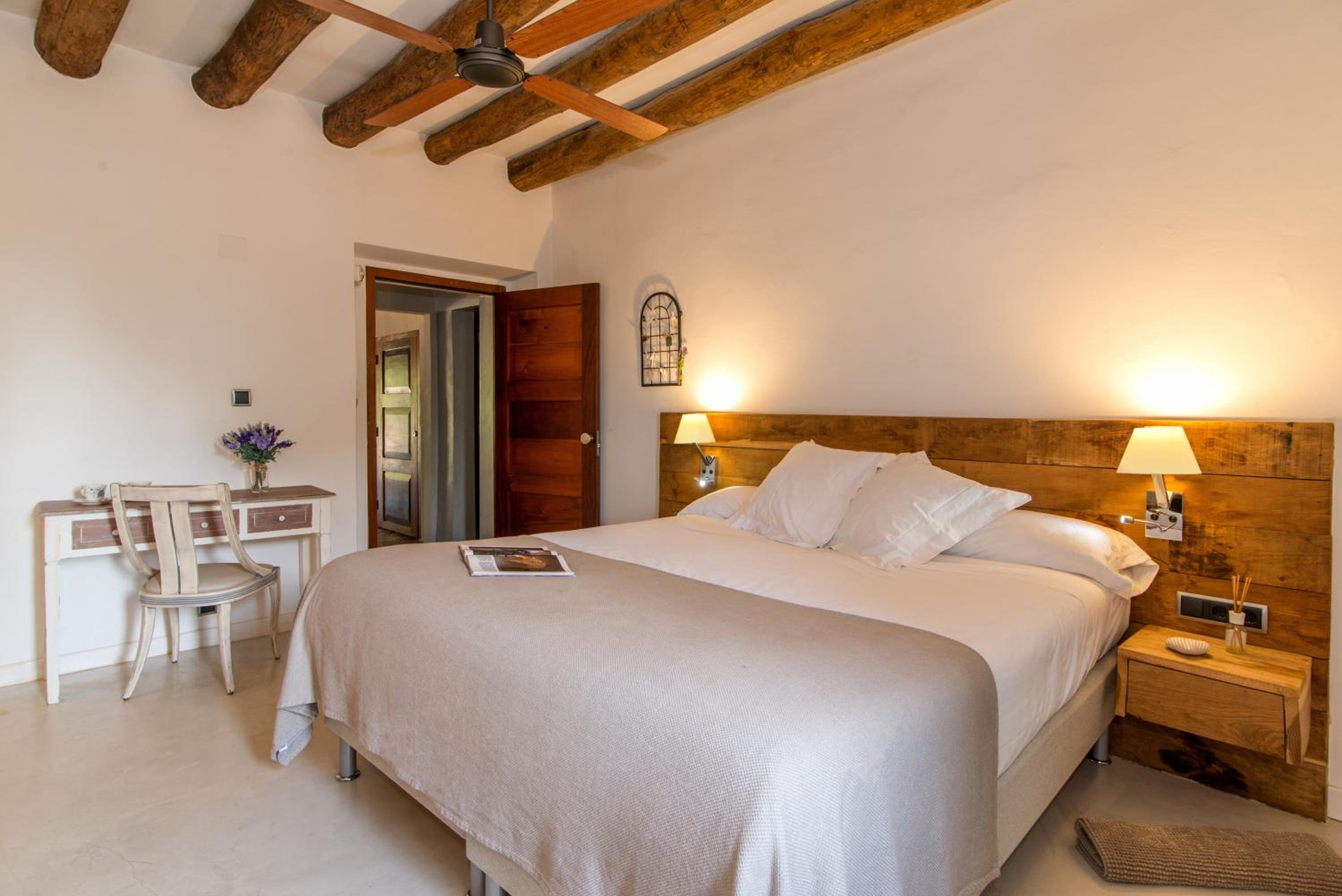 Mas Carreras 1846 HISTORIC LUXURY HOUSE