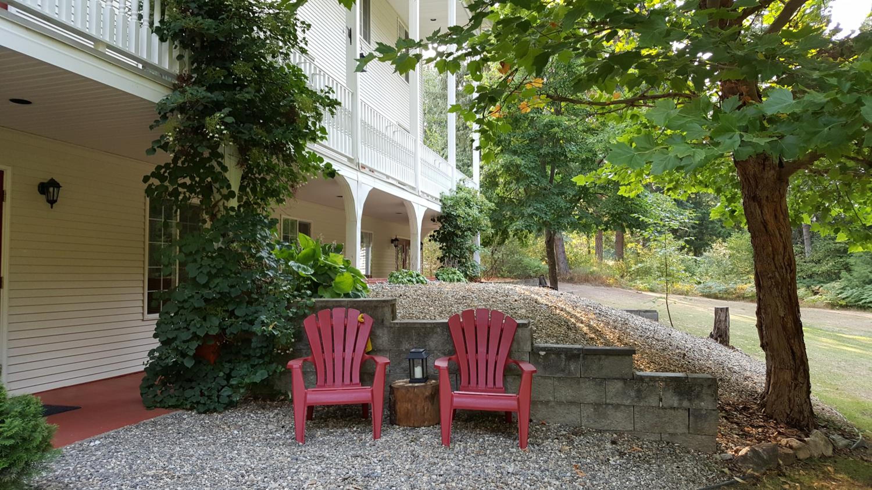 The Inn at the Ninth Hole Bed & Breakfast