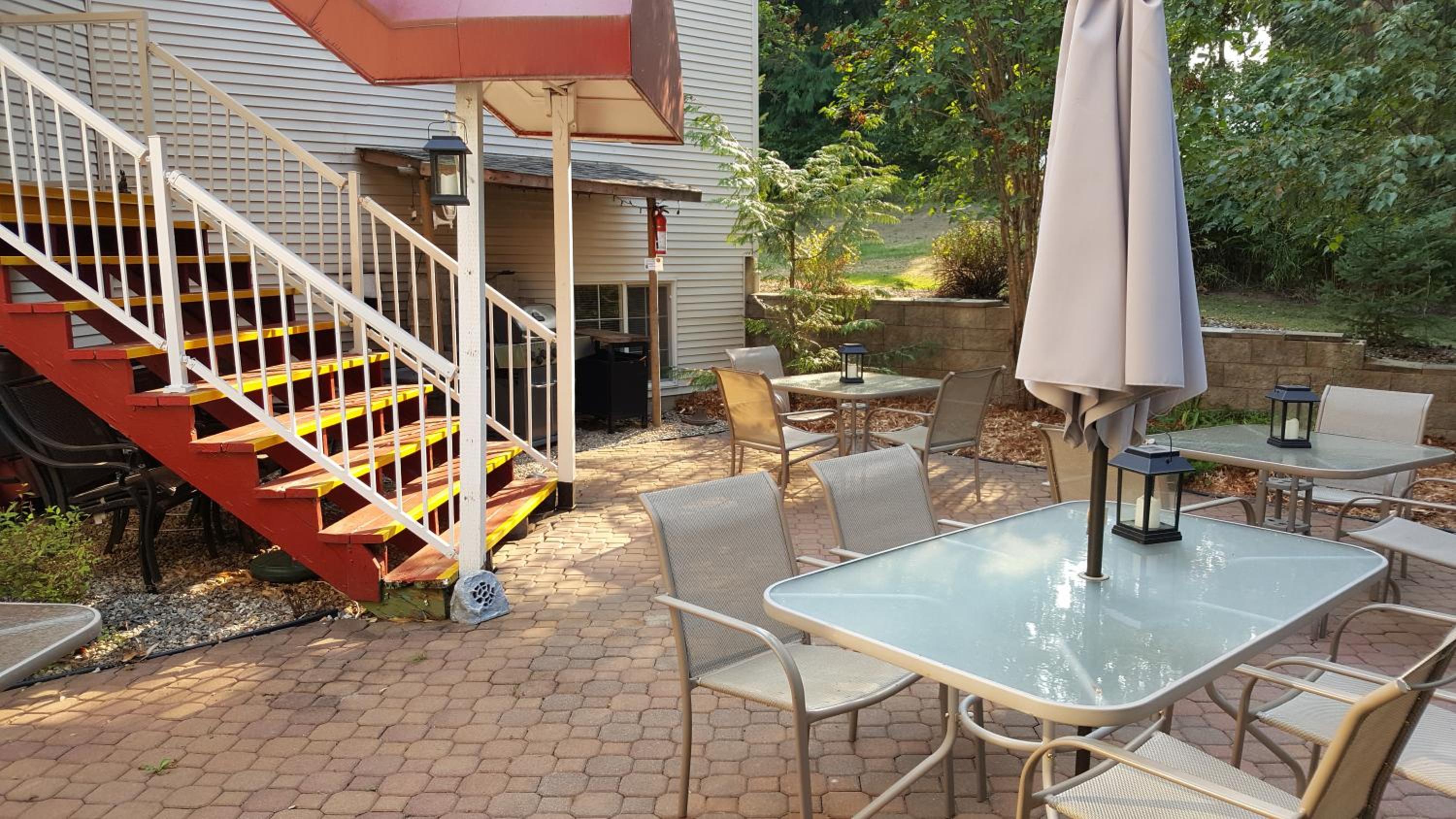 The Inn at the Ninth Hole Bed & Breakfast