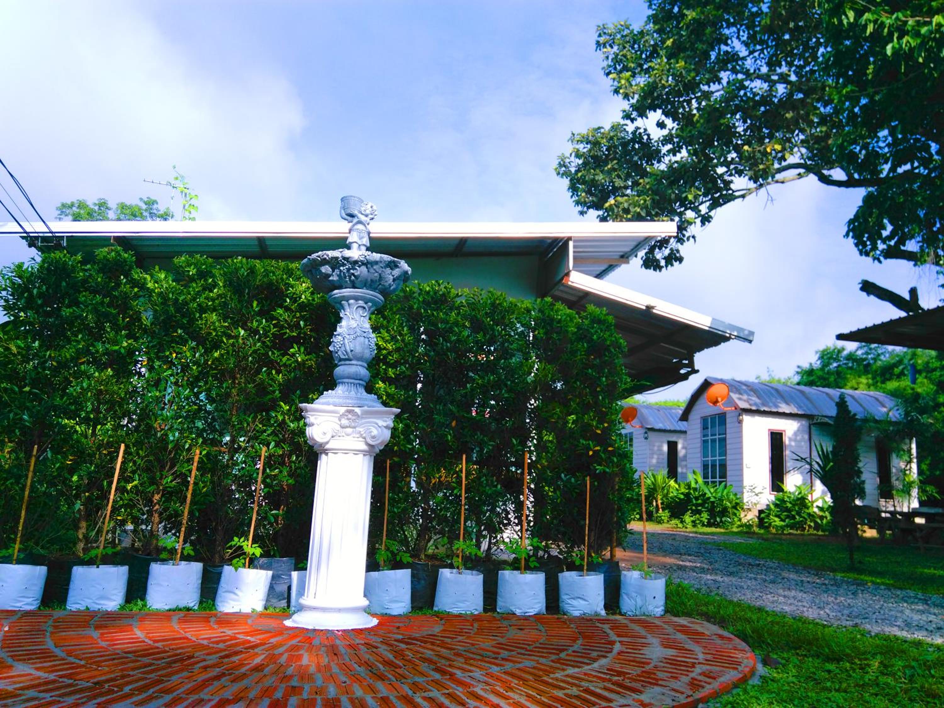 Saengcha Farm Resort