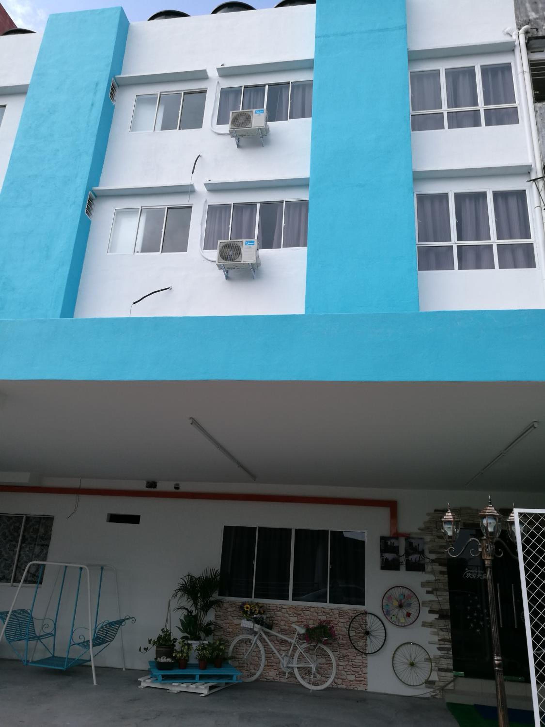 D' Cozy Inn