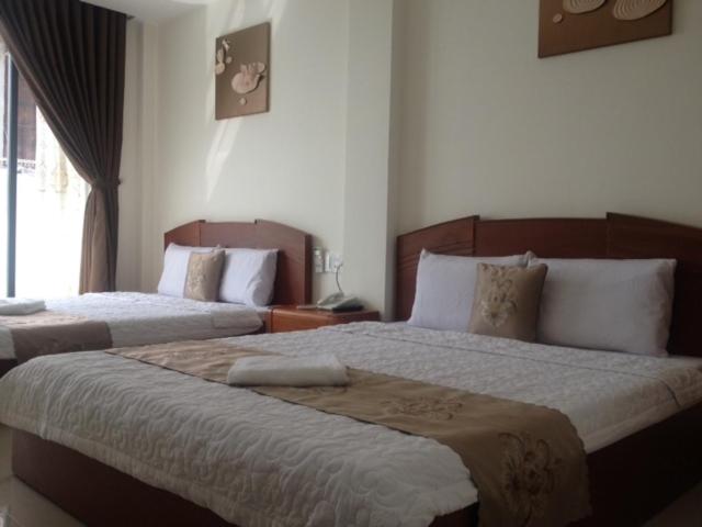 Au Lac Hotel