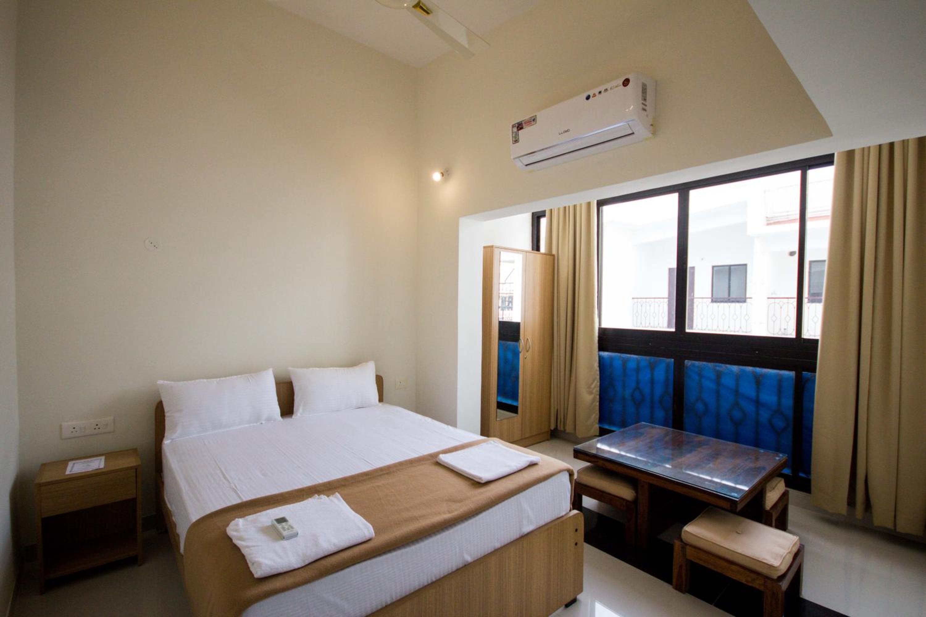 Monarch Palms Apartments, Candolim Goa view 3