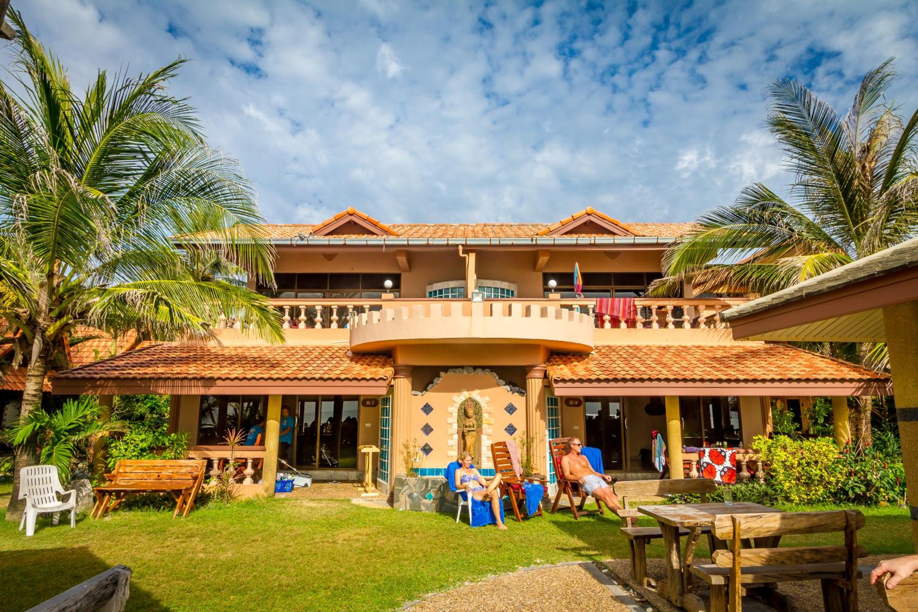 Laguna Beach Club Resort