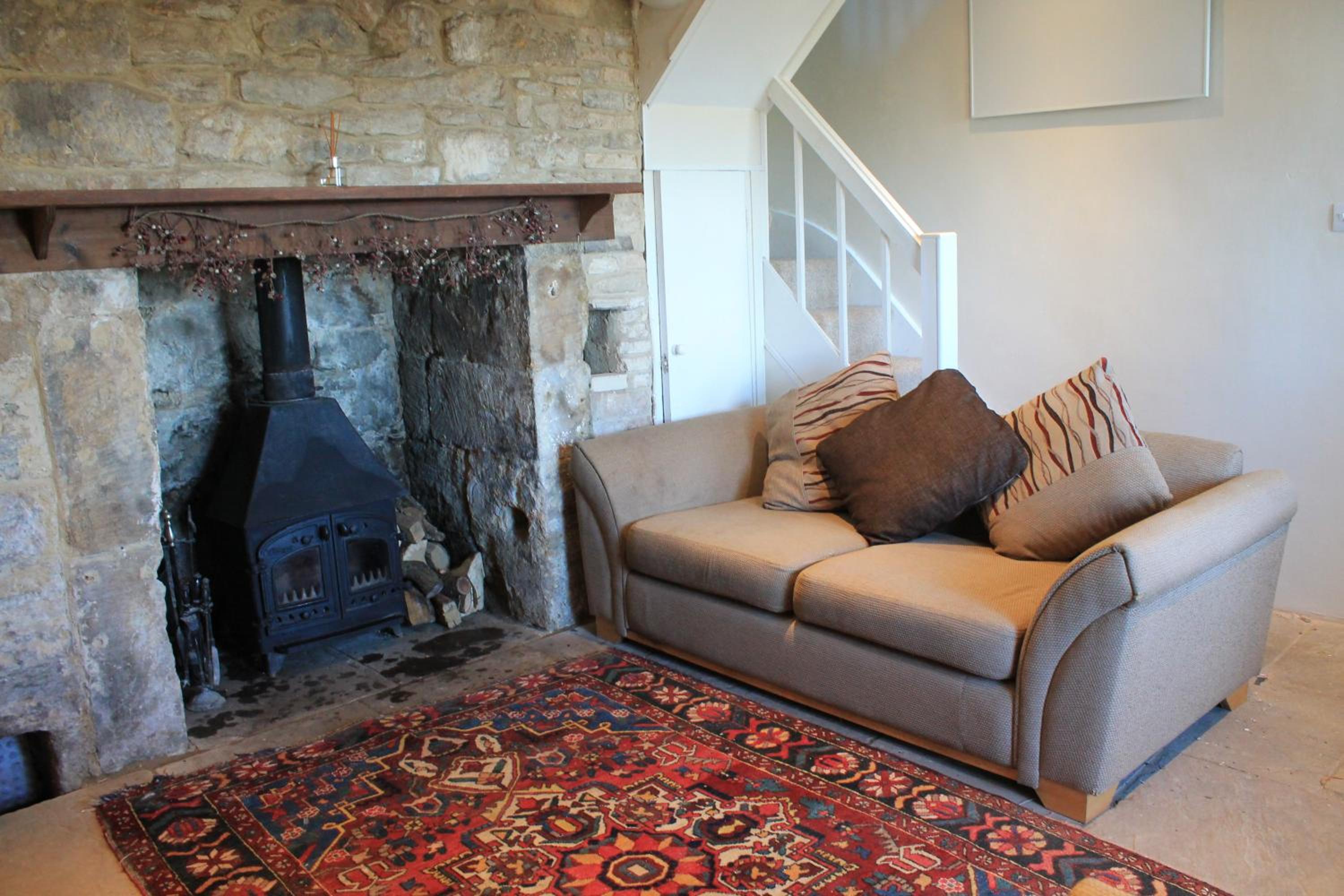 Snowdrop Cottage view 3