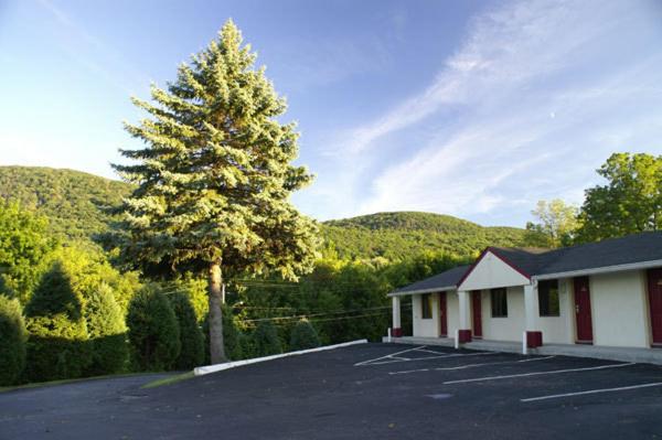 Appalachian Motel