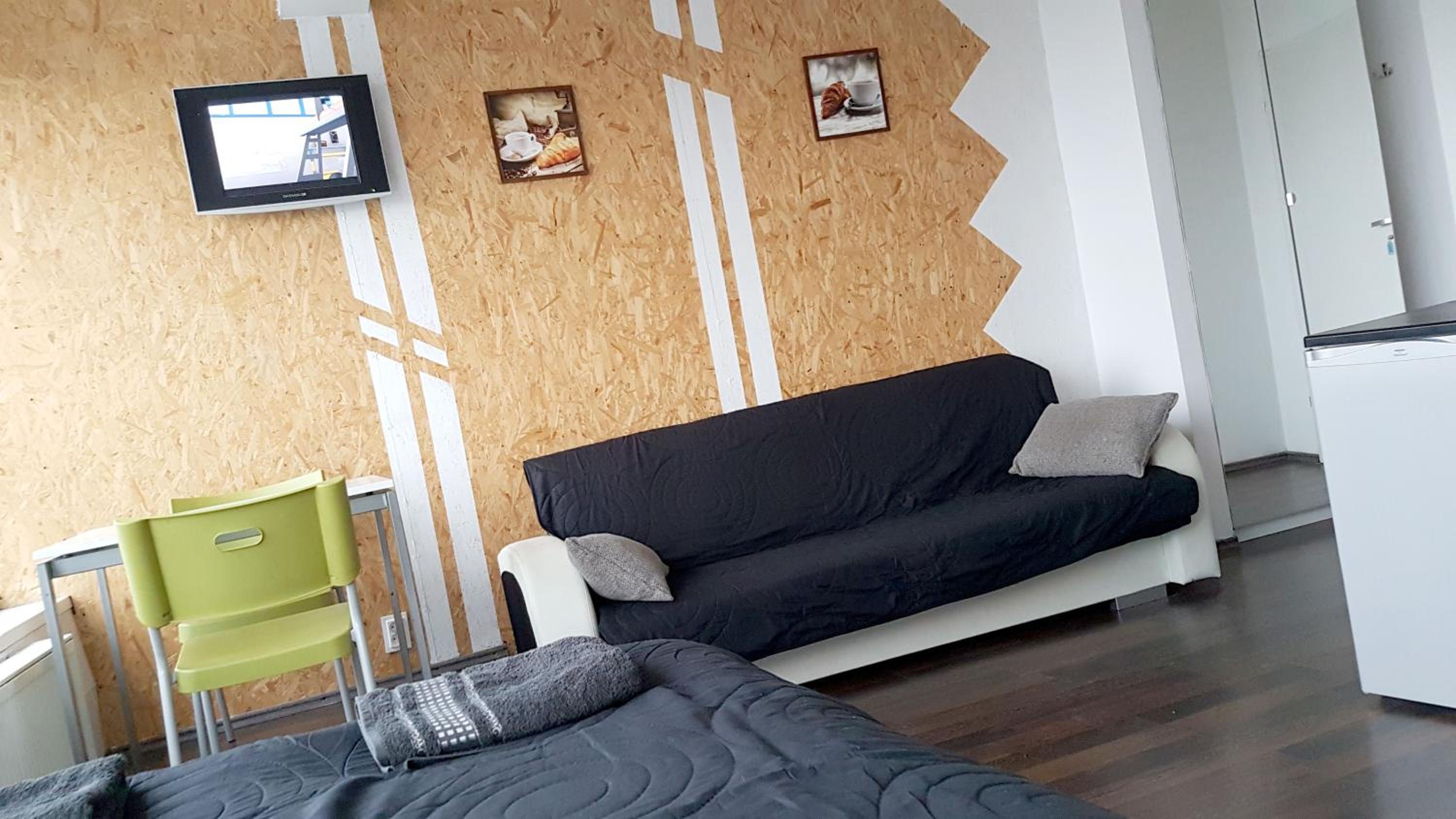 Walk distance to mokotow business park