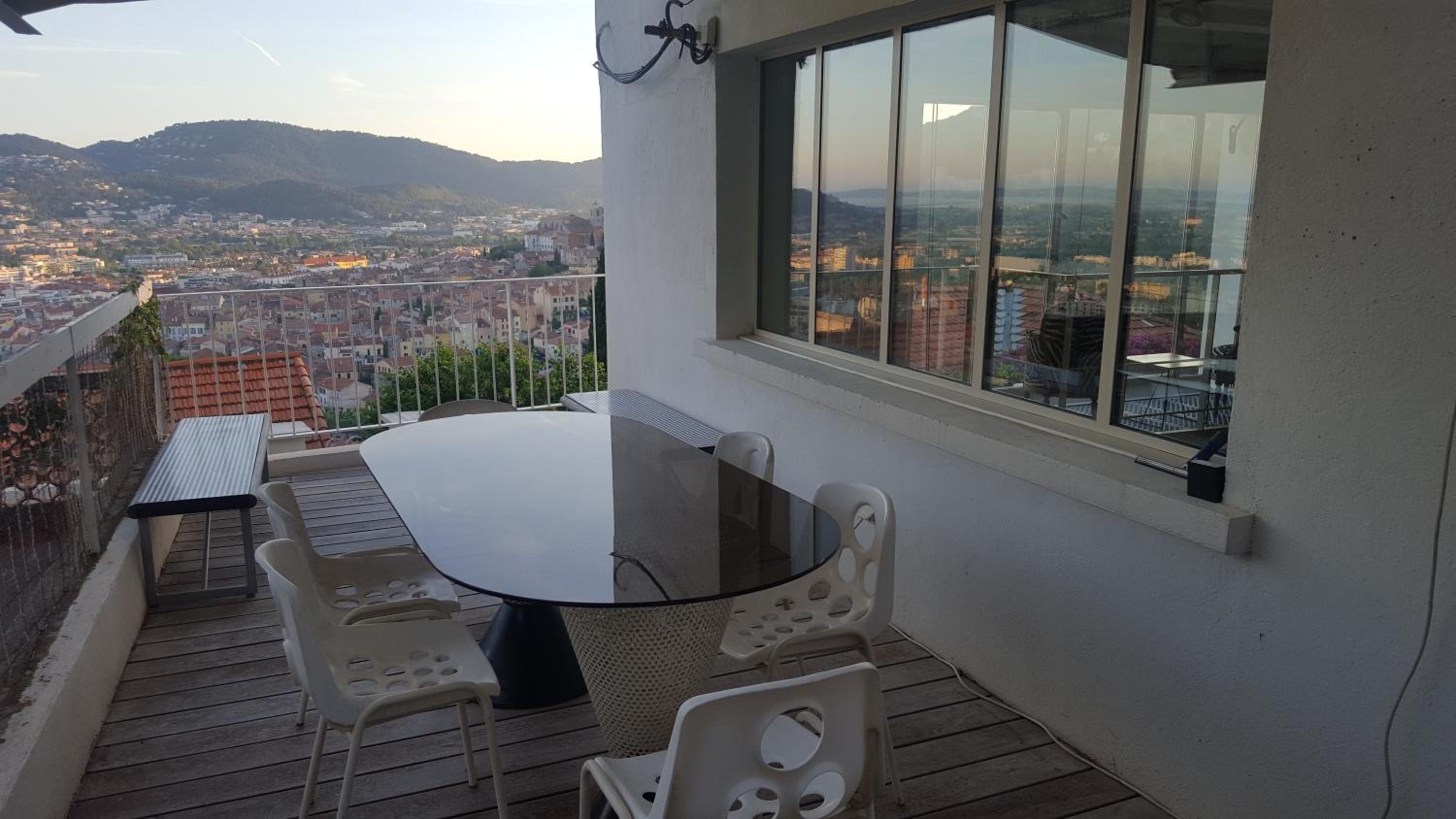 Grand Loft EM33 view 5