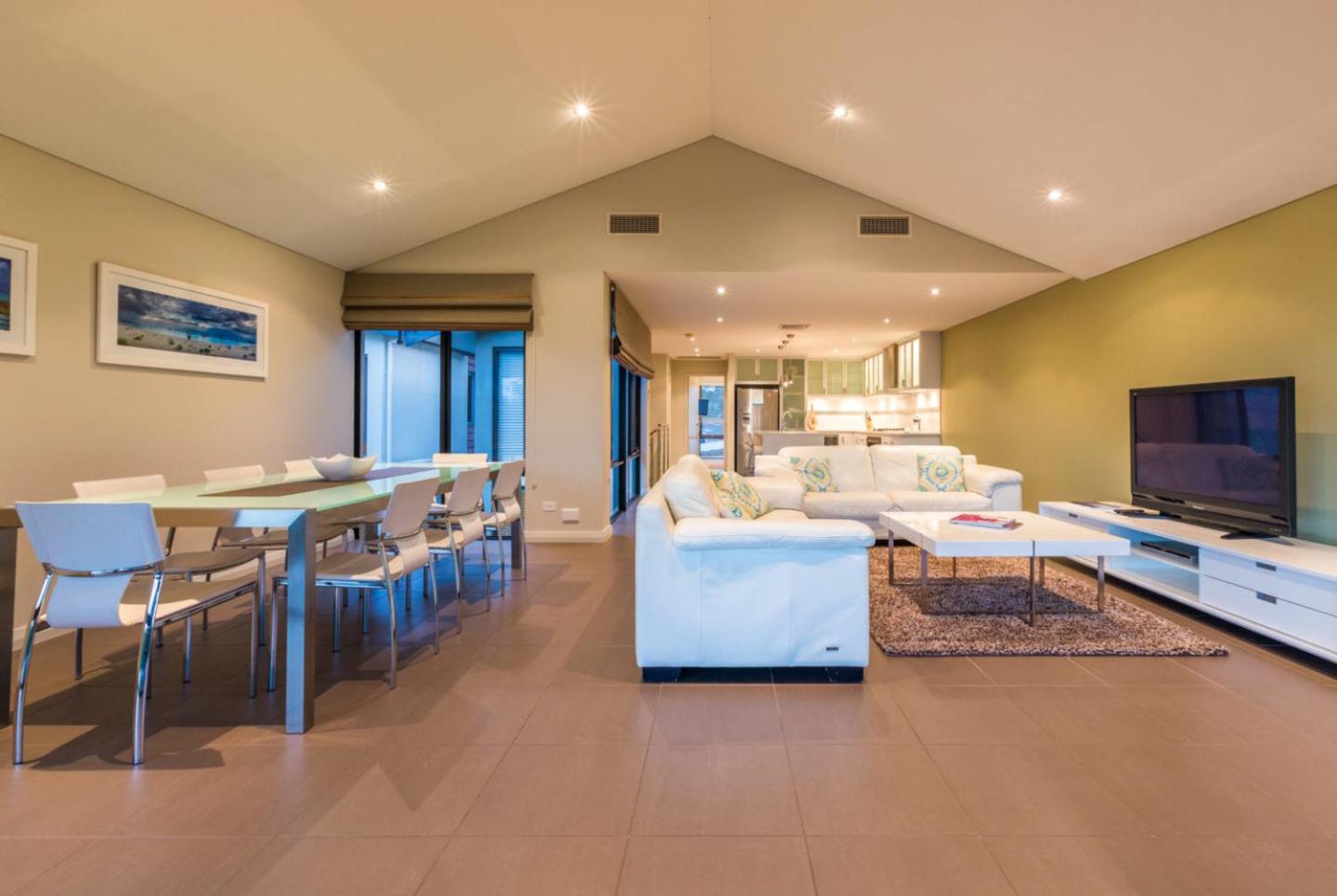 Regency Beach Club