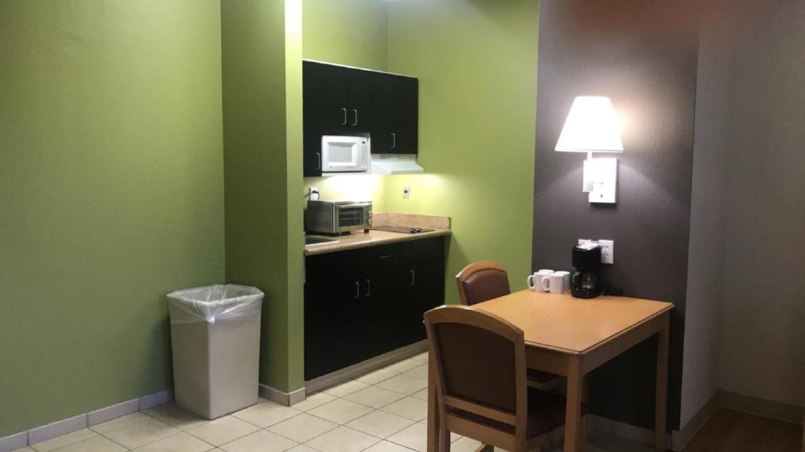 Studio 6 Bay City TX