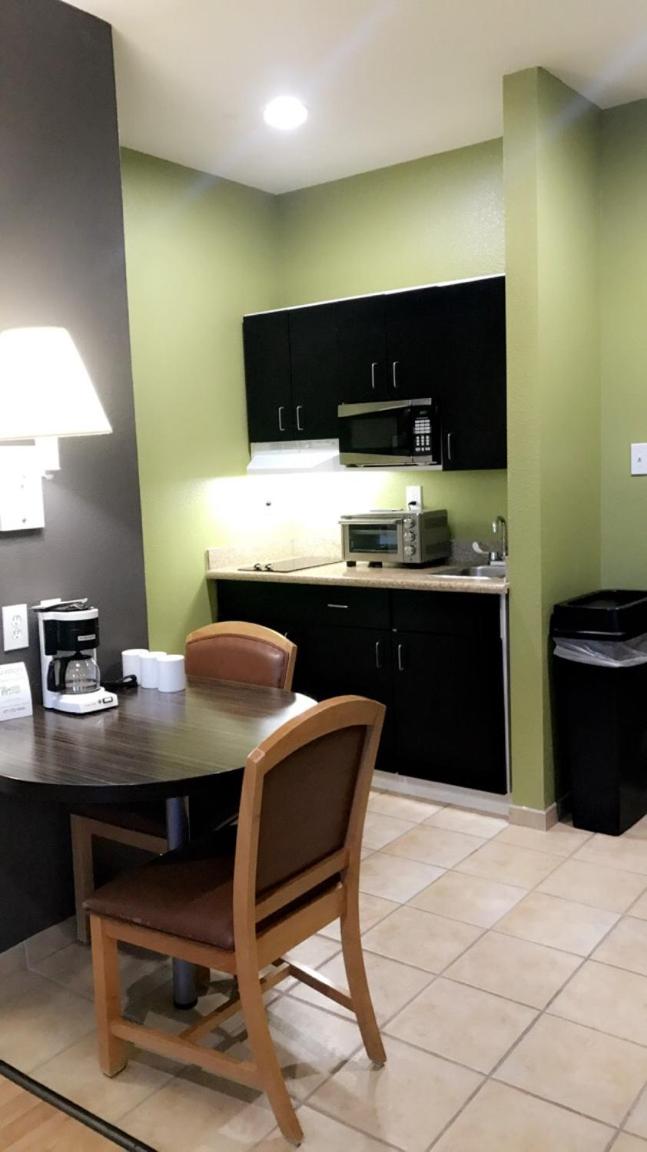 Studio 6 Bay City TX