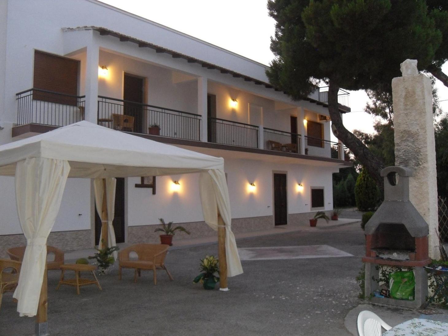 Hotel B&B Villa Pia - Image 1