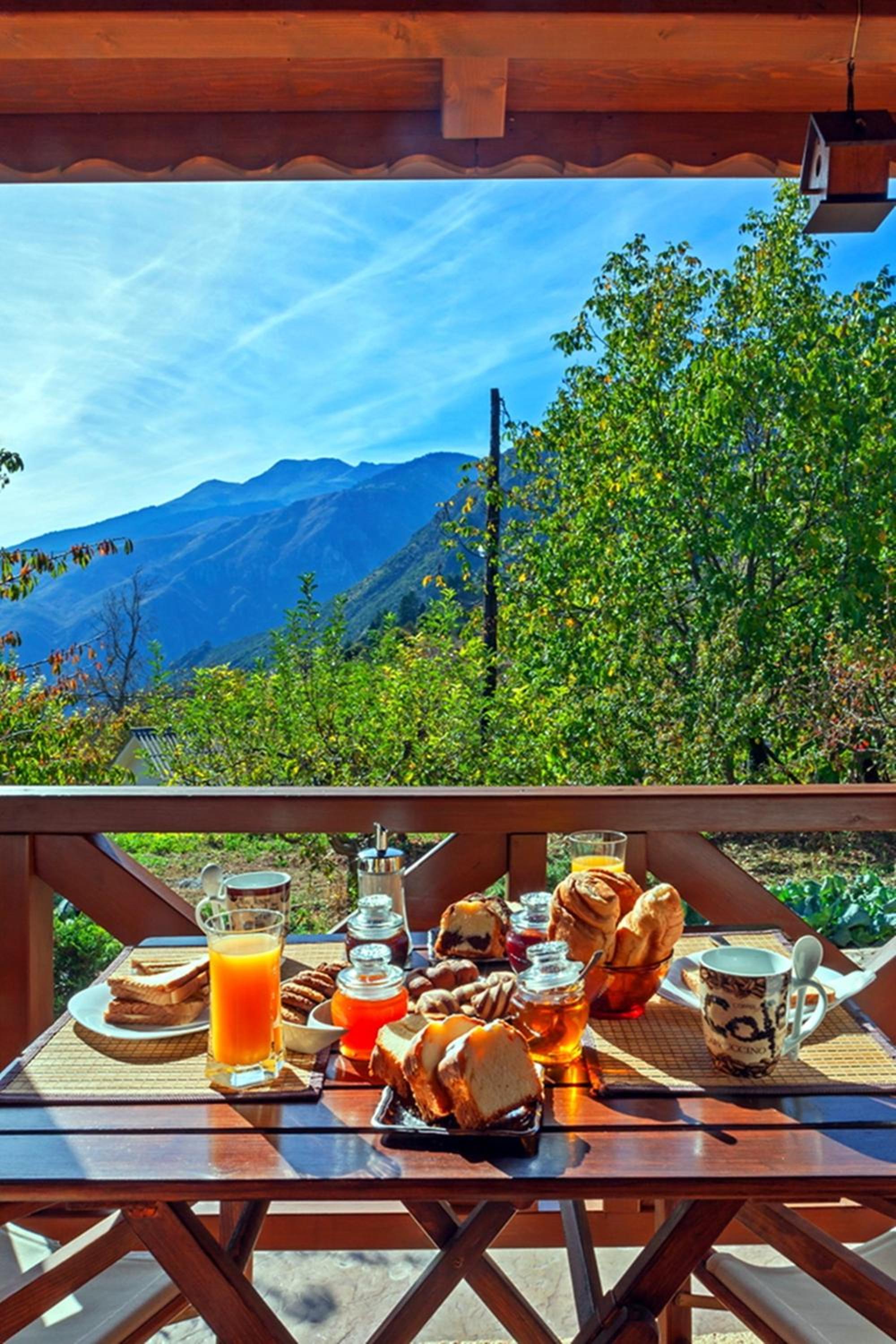 Feggarognemata Suites view 3