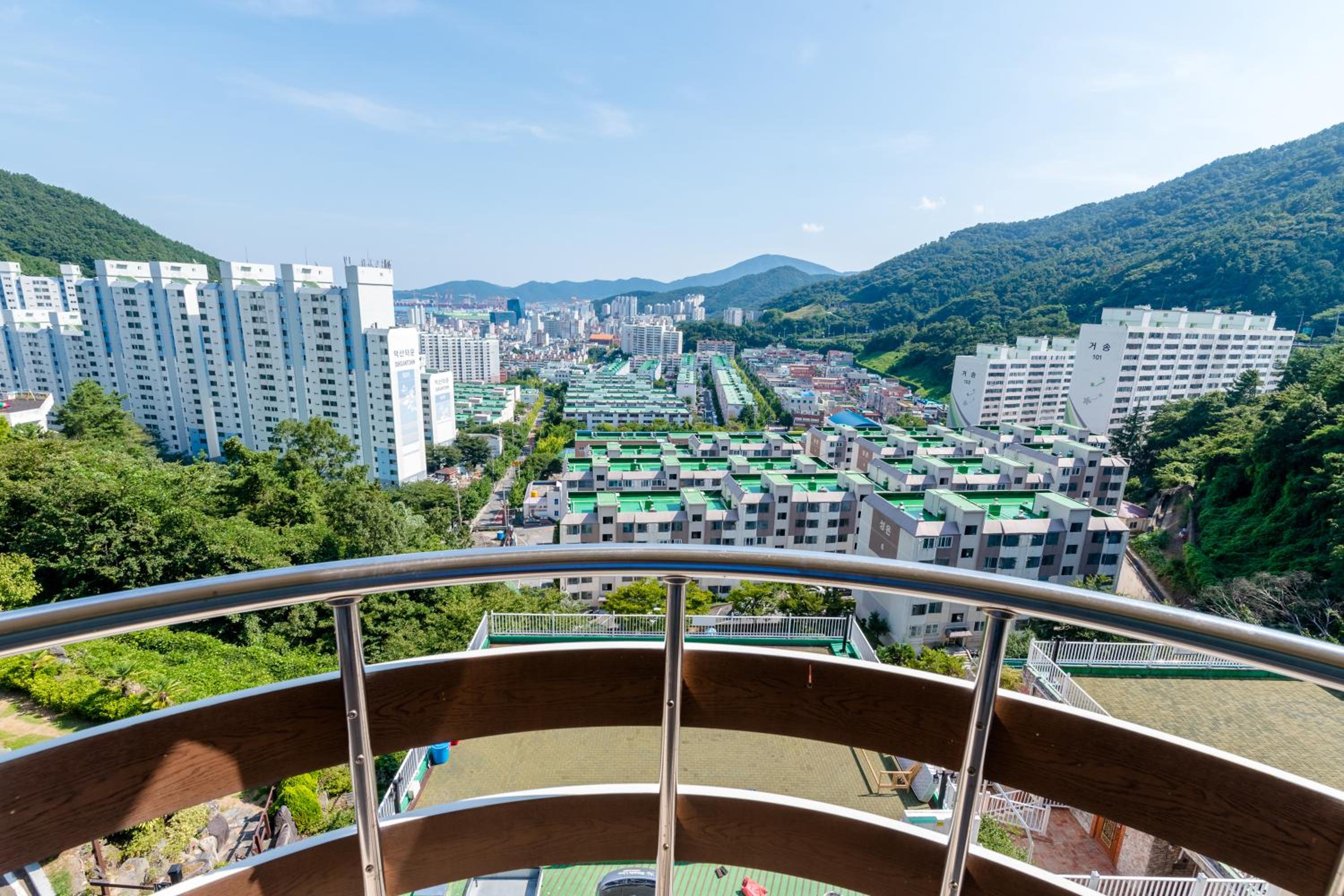 Home Fourest Resort Geoje, Geoje - 20