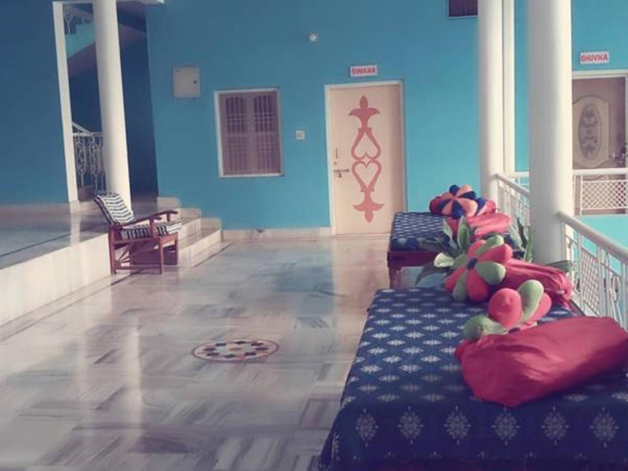 Photo 8