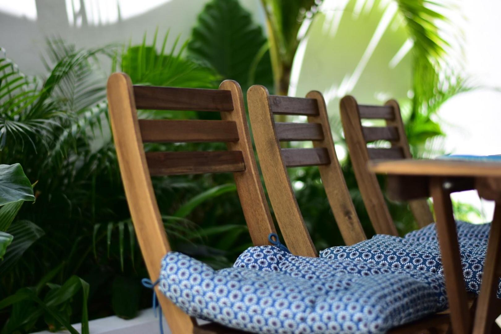 Veli Vilaa Dhiffushi - Beachfront
