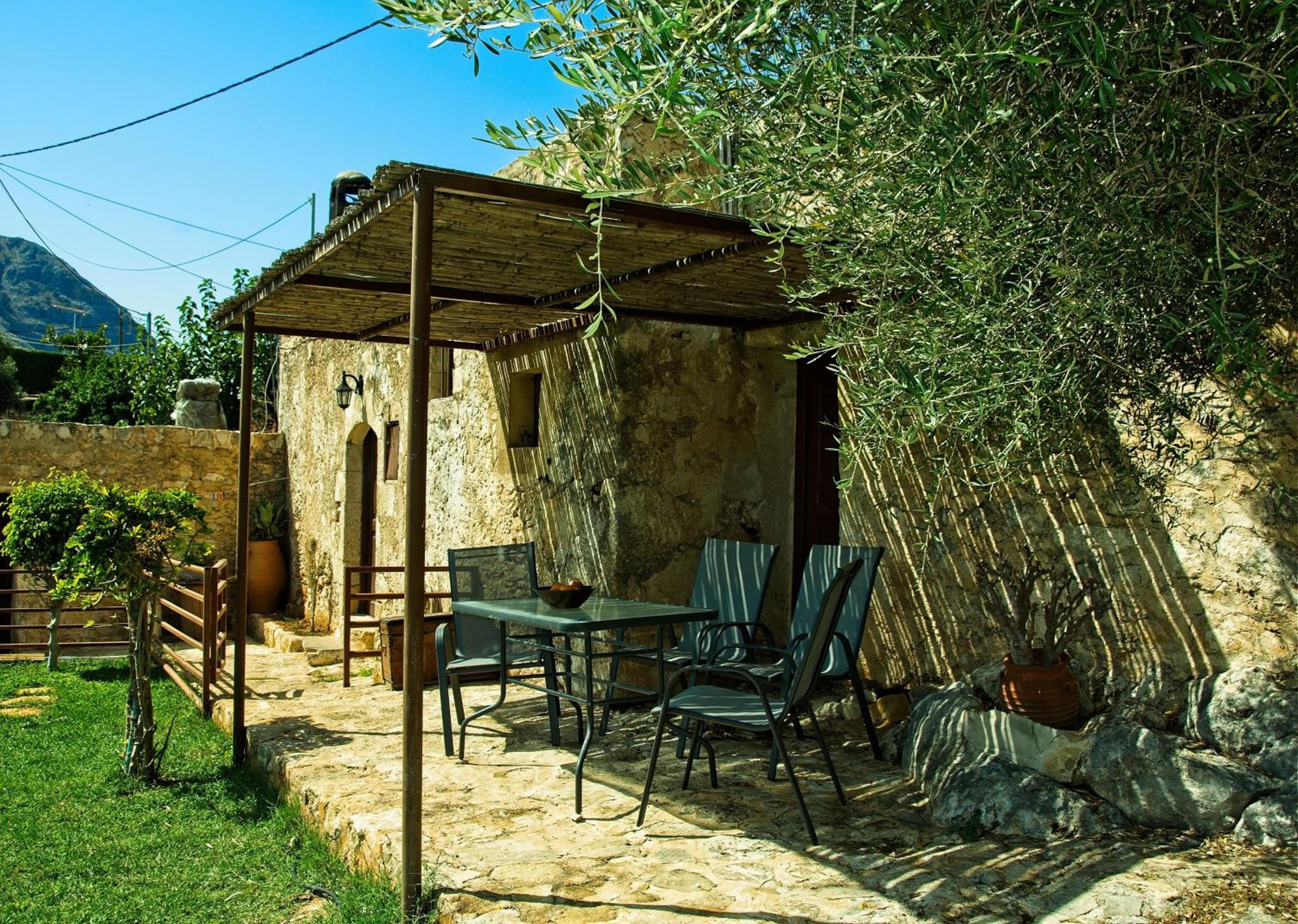 Photo 8