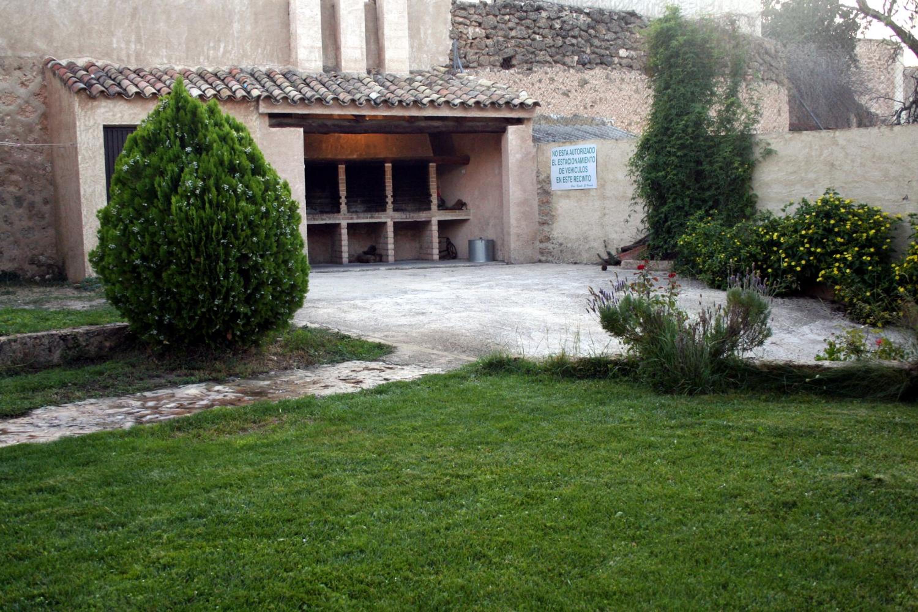 Photo 12