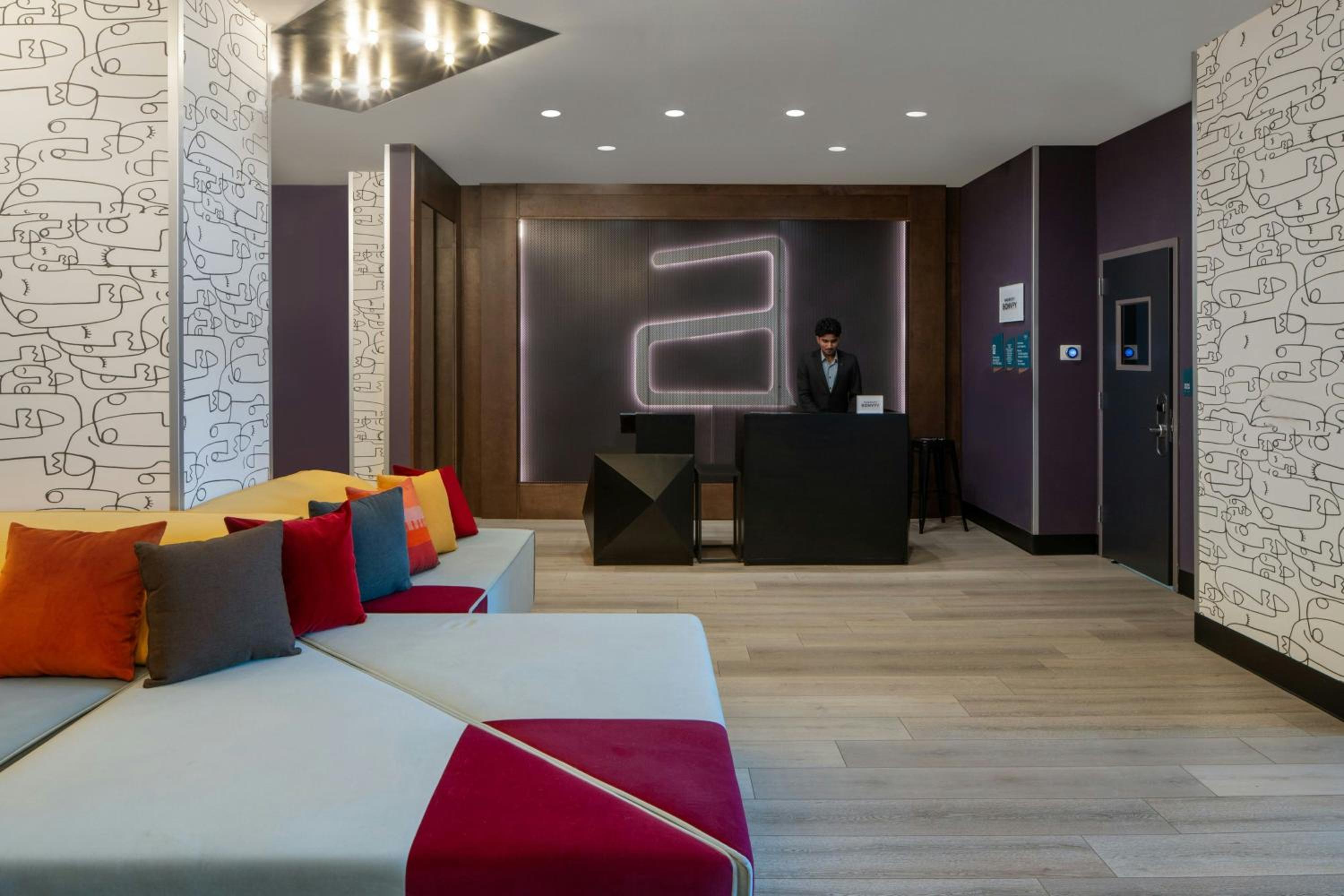 Aloft by Marriott Memphis Downtown 3