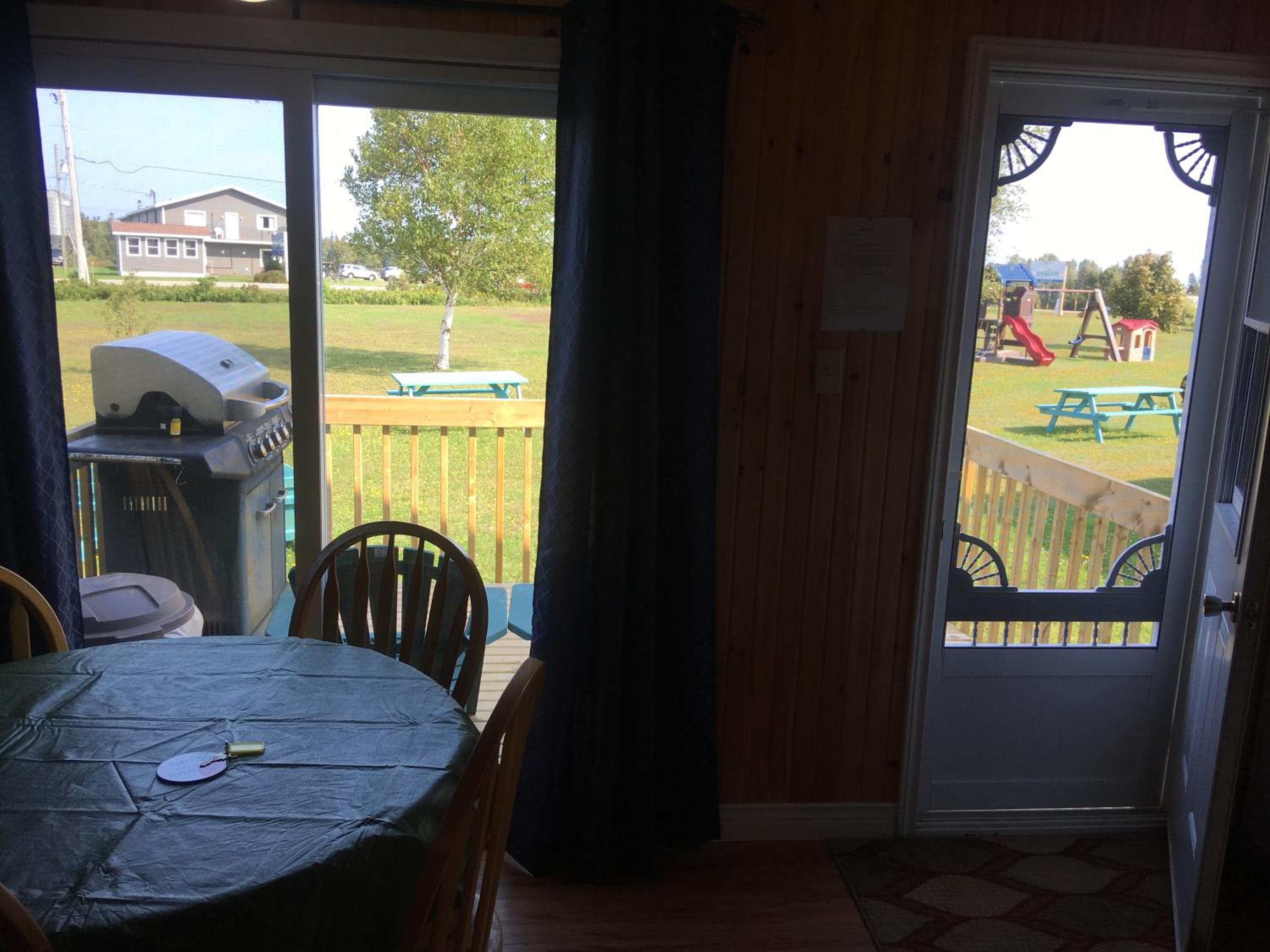 Baywatch Lighthouse Cottages & Motel