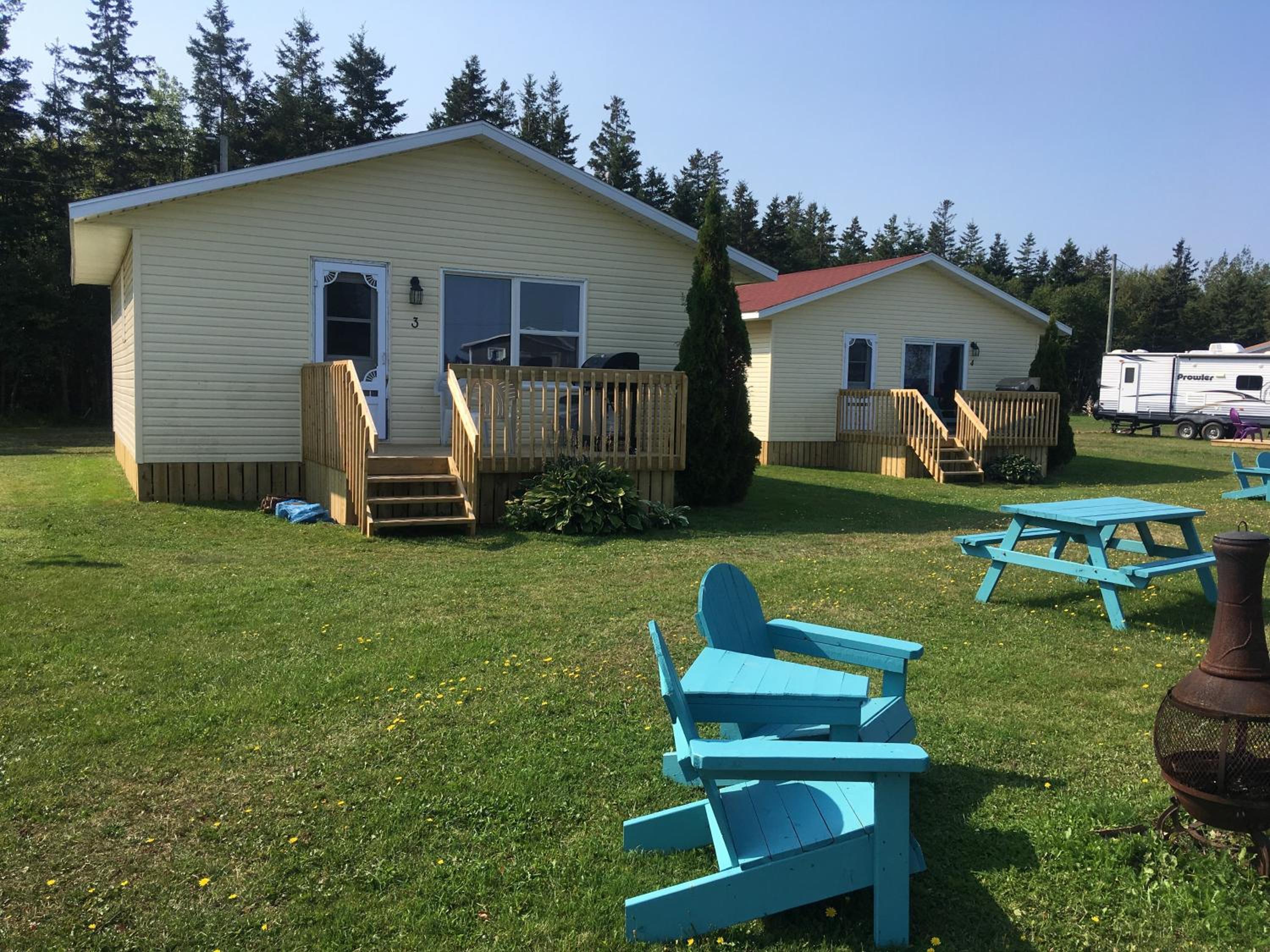 Baywatch Lighthouse Cottages & Motel