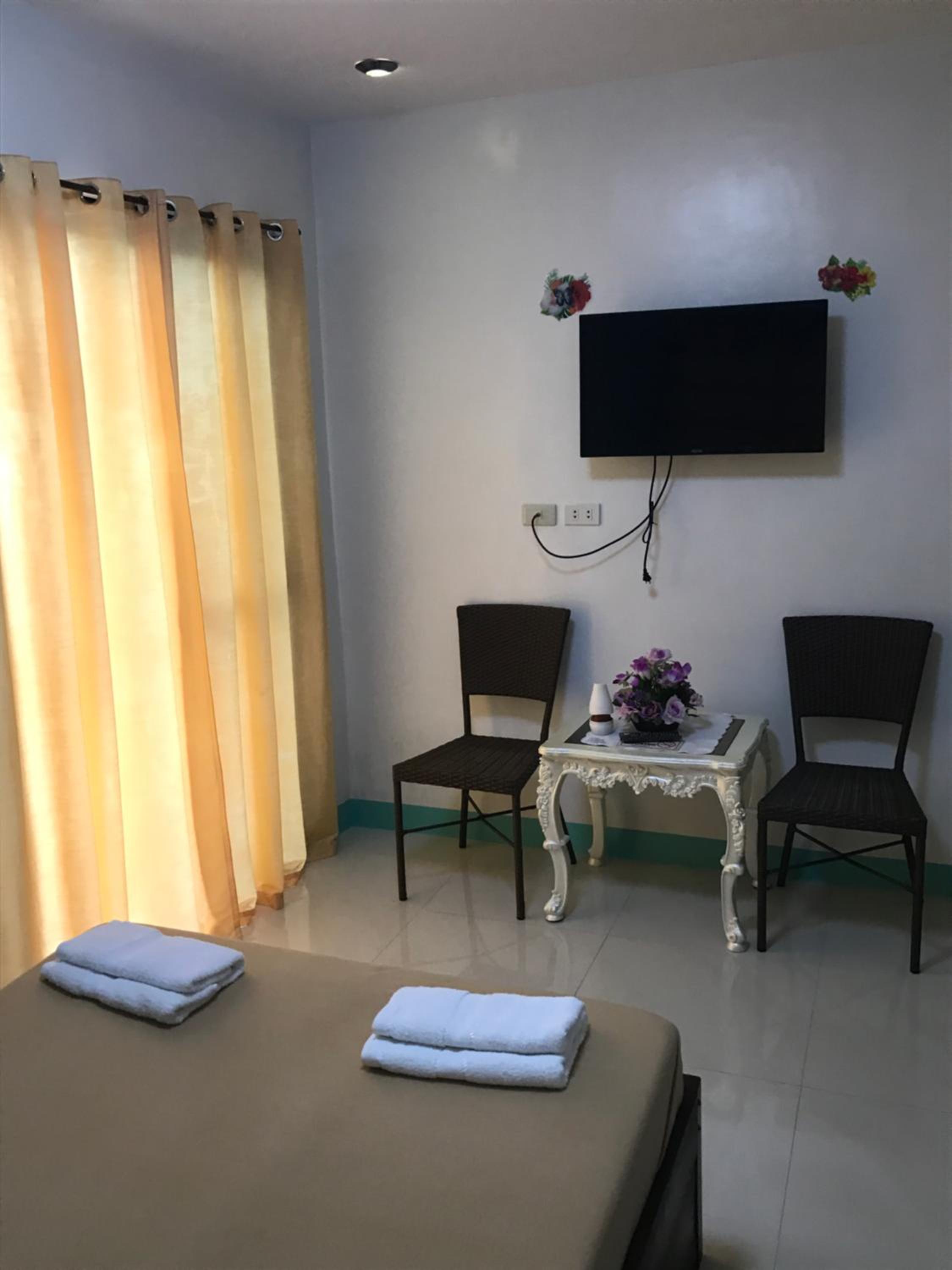 Alzeah's Place Room for Rent, Tagaytay - 24