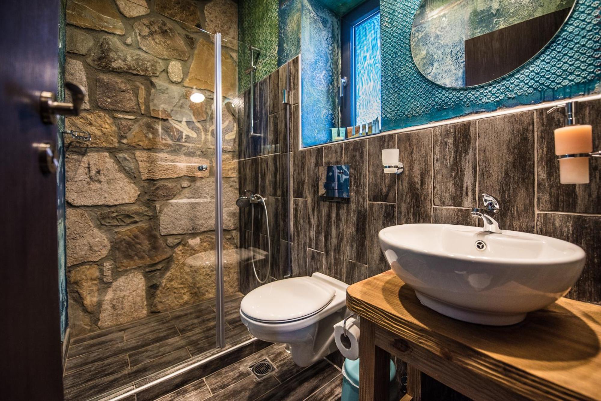 Keros Blue - Luxury in Wilderness
