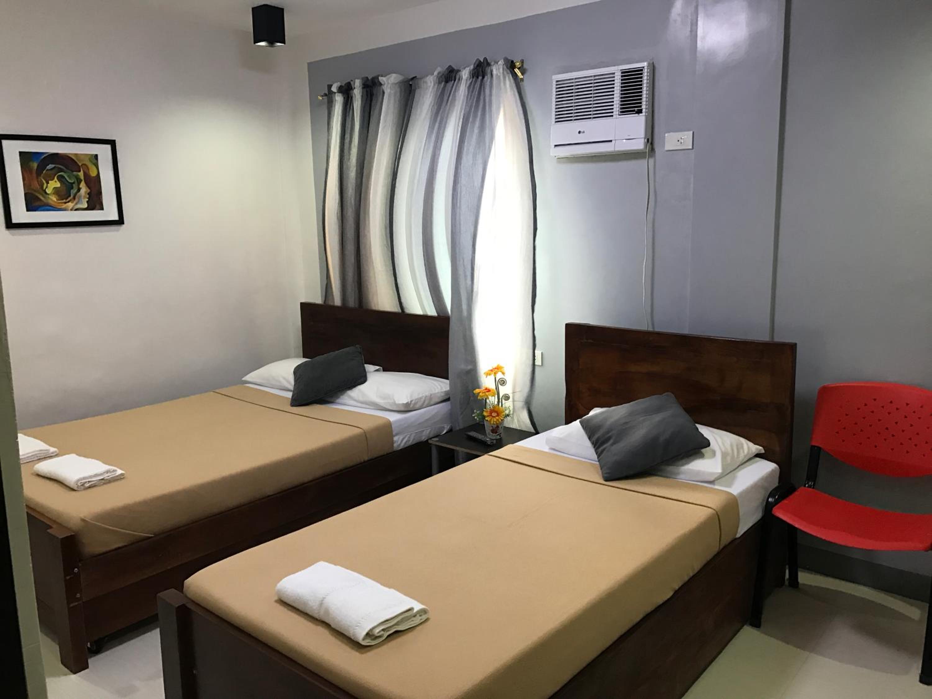 Alzeah's Place Room for Rent, Tagaytay - 9