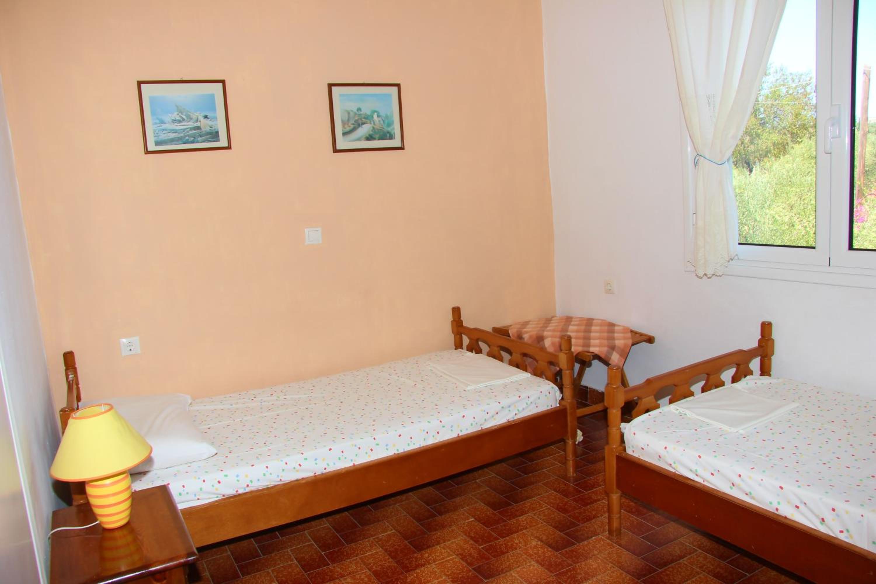 Eleni Houses