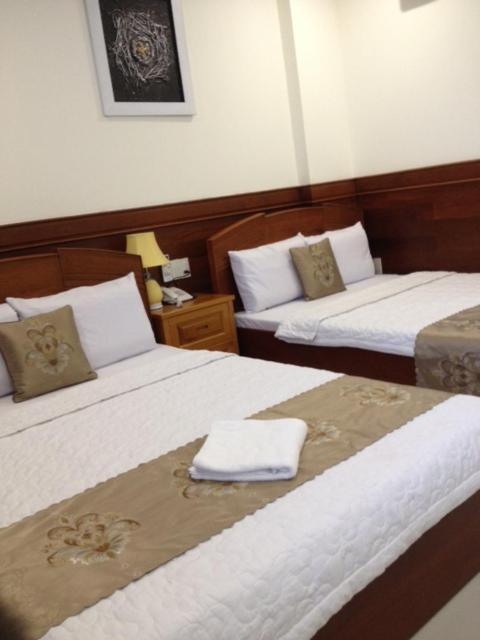 Au Lac Hotel