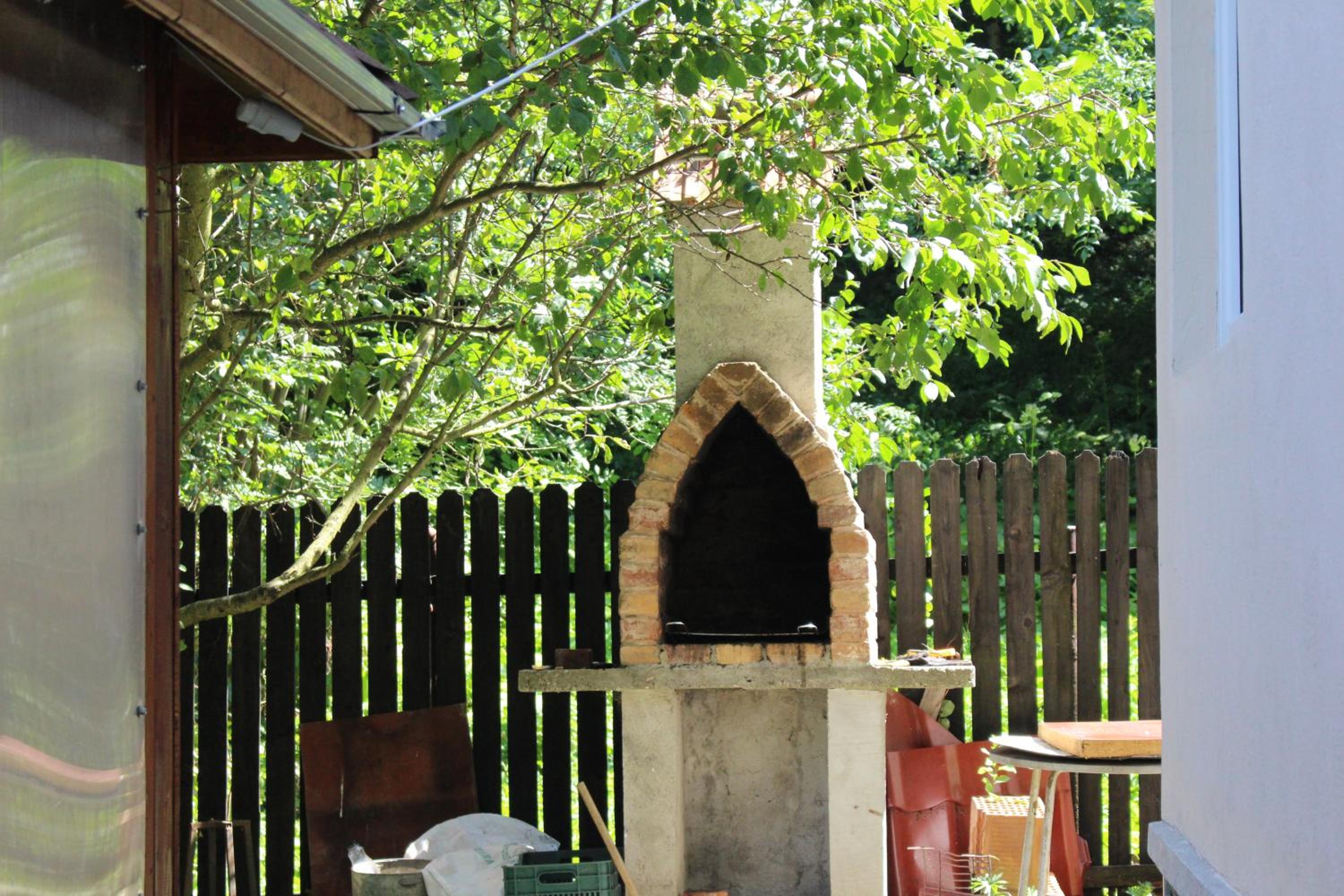 Photo 48