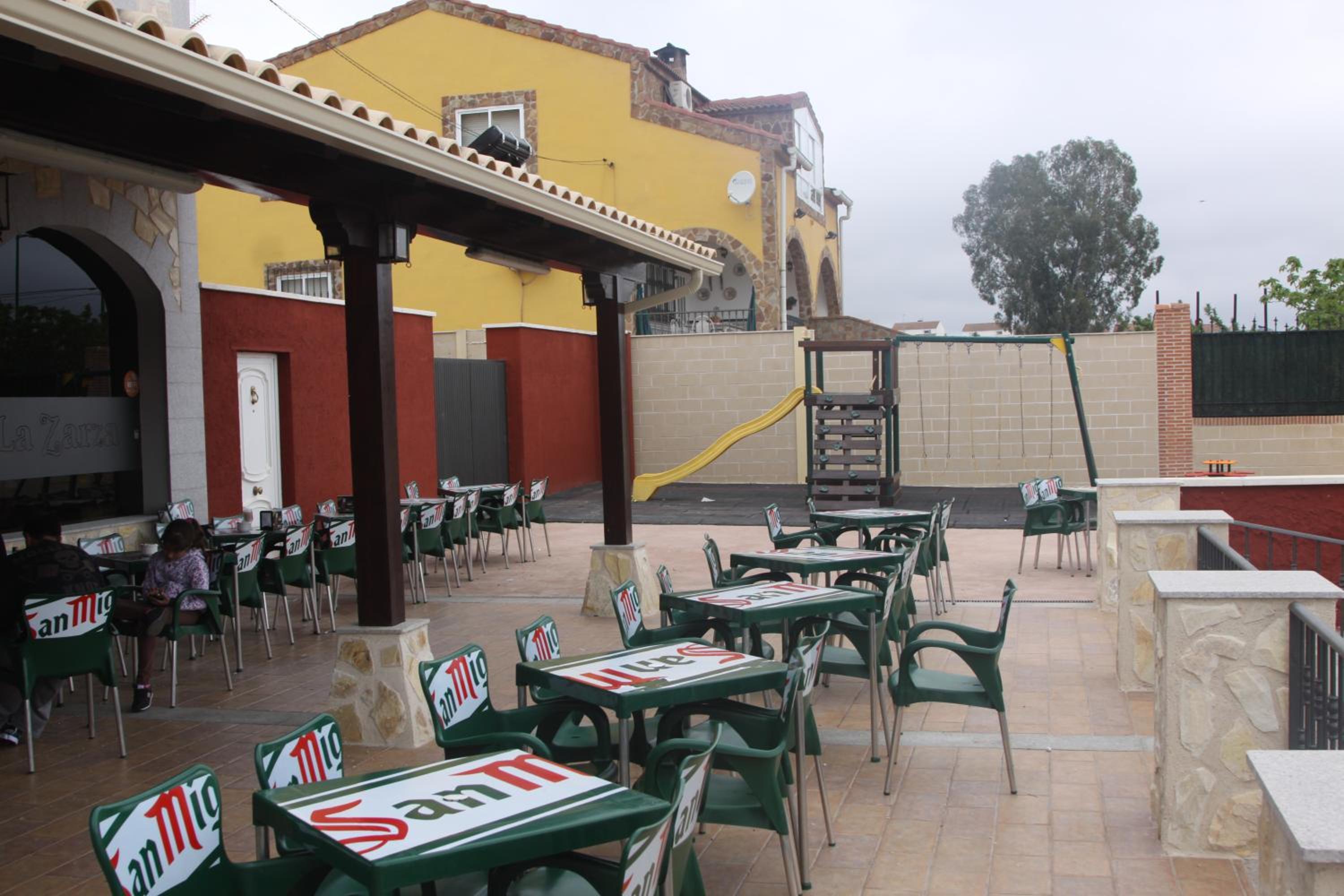 Hostal La Zarza
