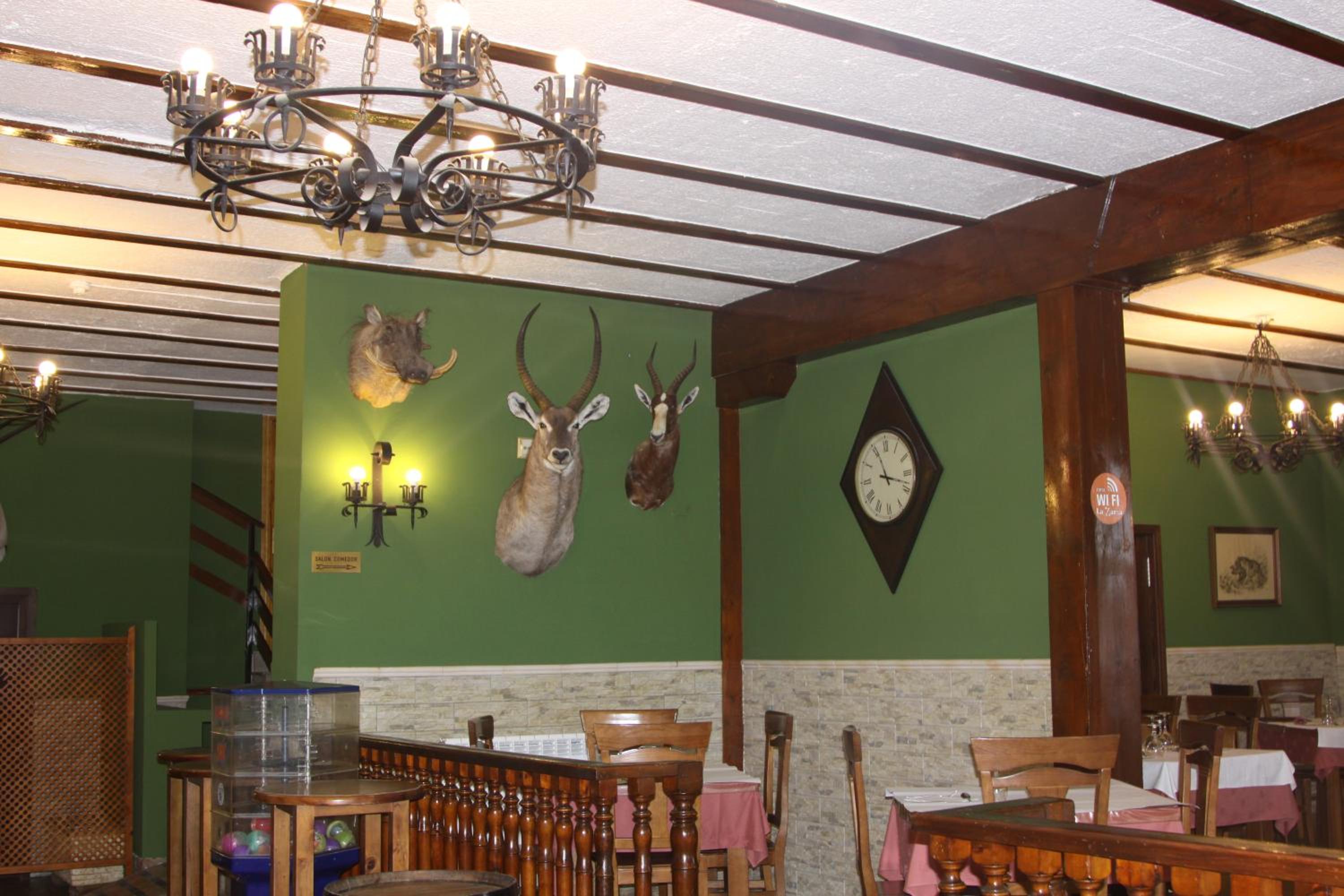 Hostal La Zarza